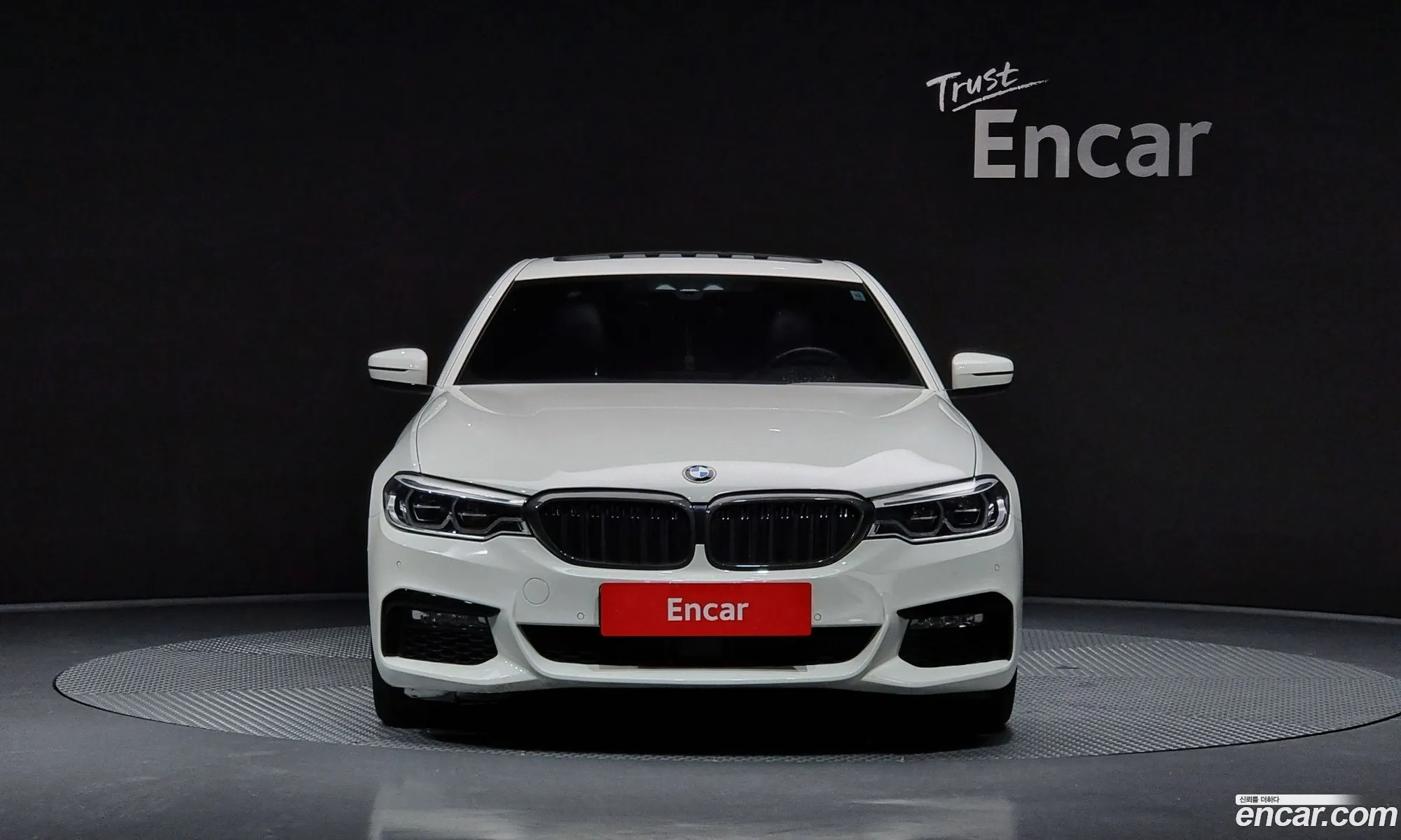 BMW 5 Series G30 520D M Sports - фотография 7909036