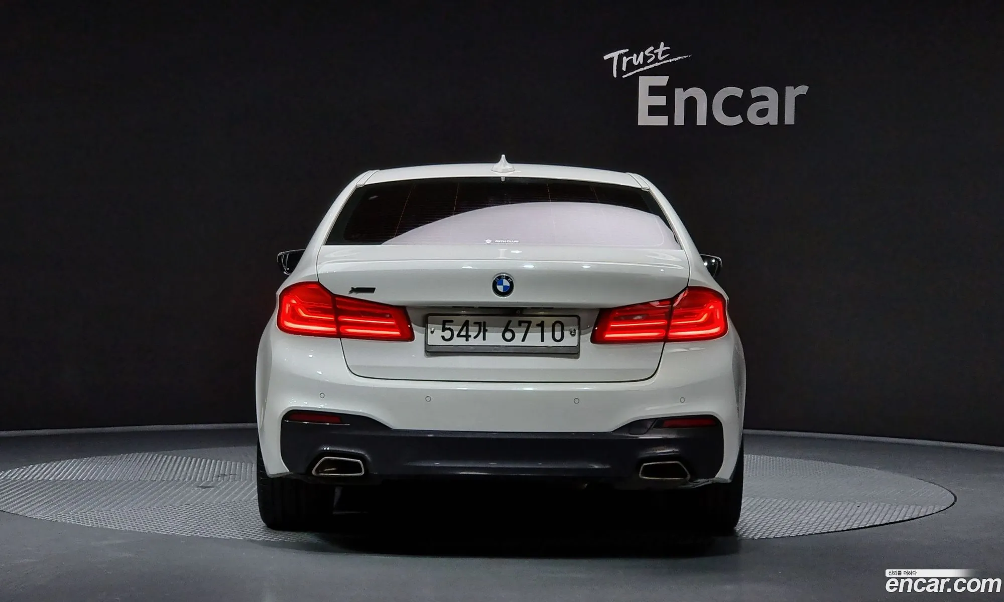 BMW 5 Series G30 520D M Sports - фотография 7909037