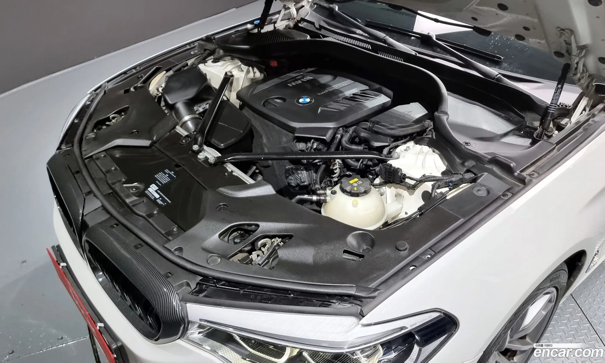 BMW 5 Series G30 520D M Sports - фотография 7909039