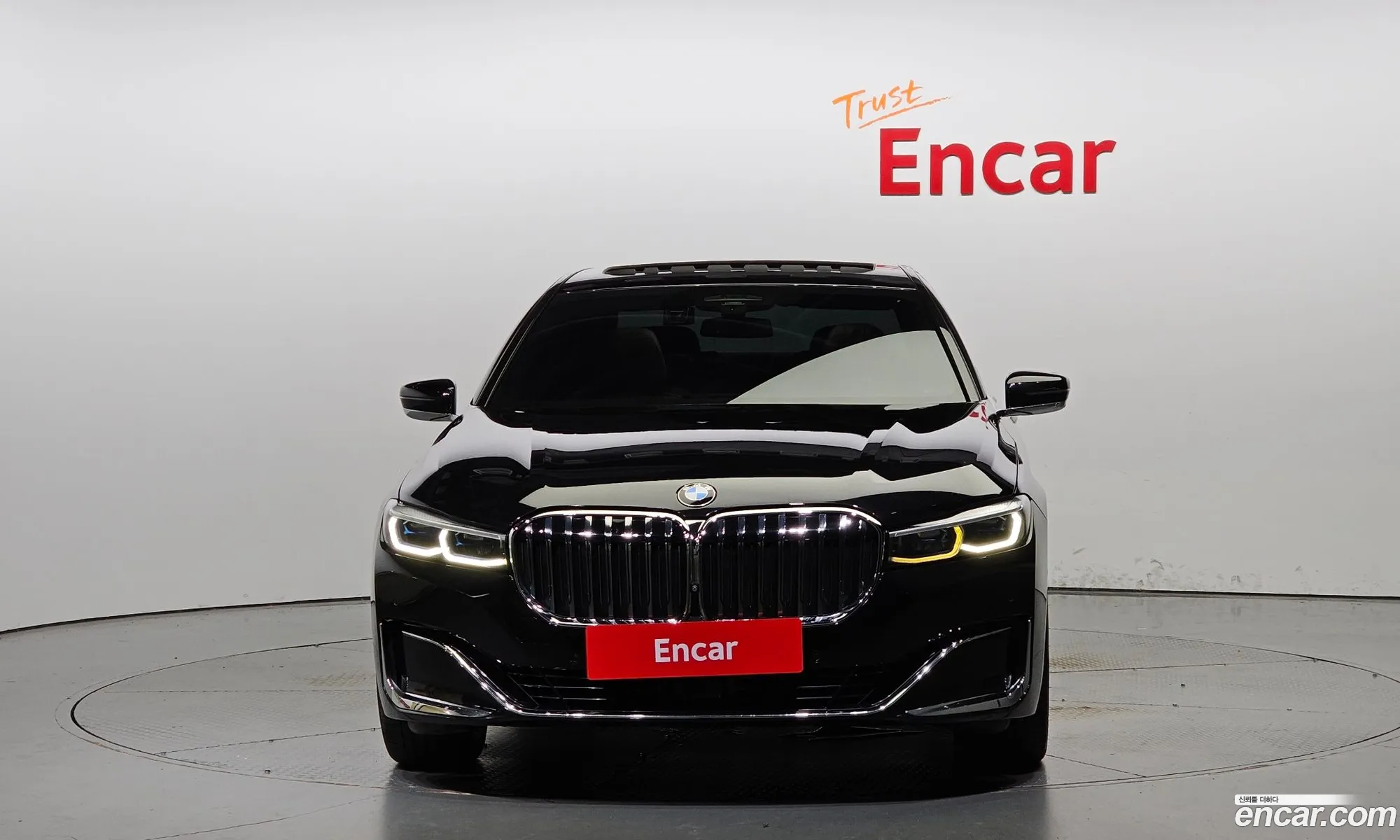 BMW 7 Series G11 730D xDrive Design Pure Excellence - фотография 8809206