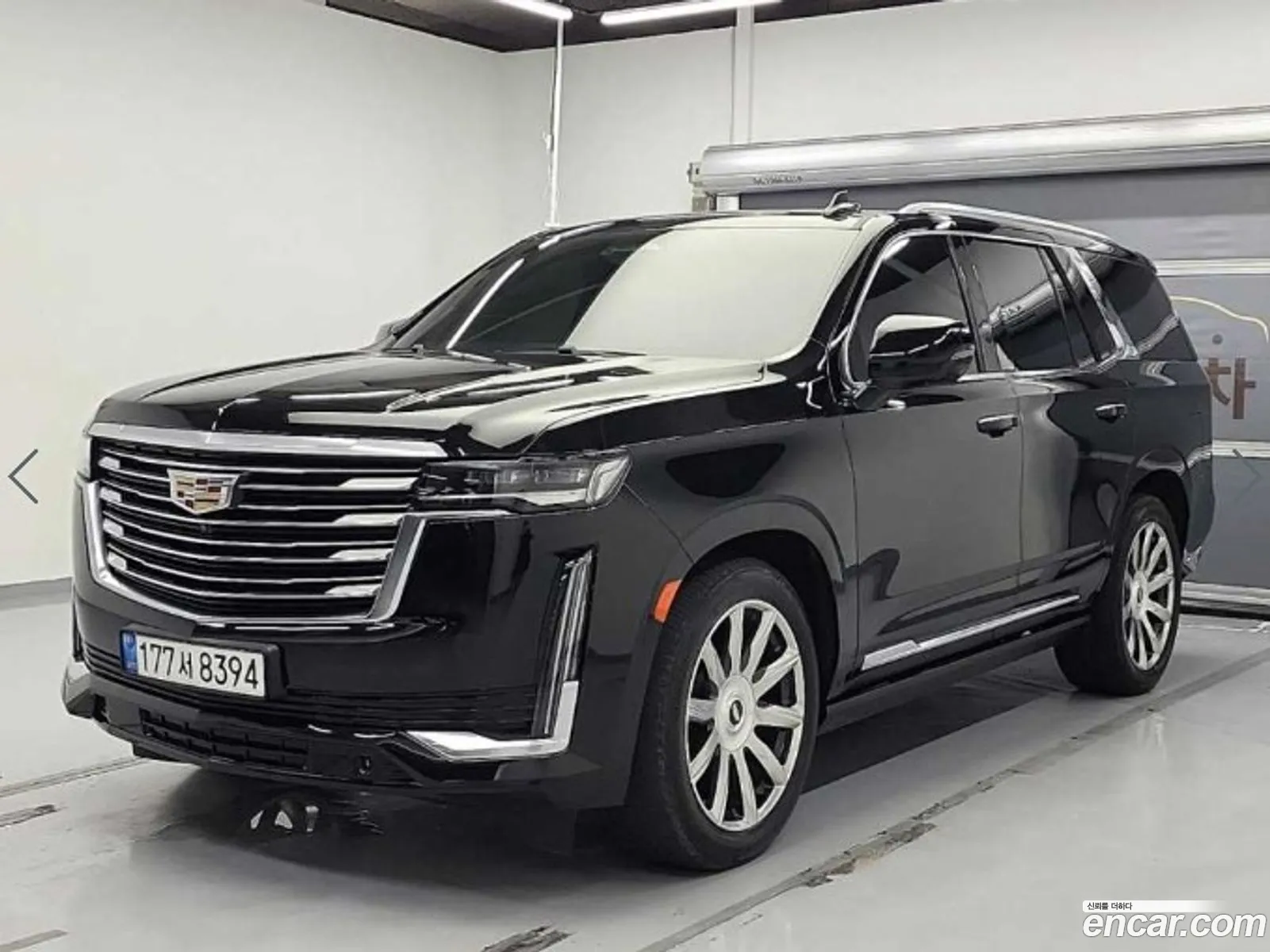 Cadillac Escalade 5Th Generation 62 Premium Luxury Platinum - фотография 4674678