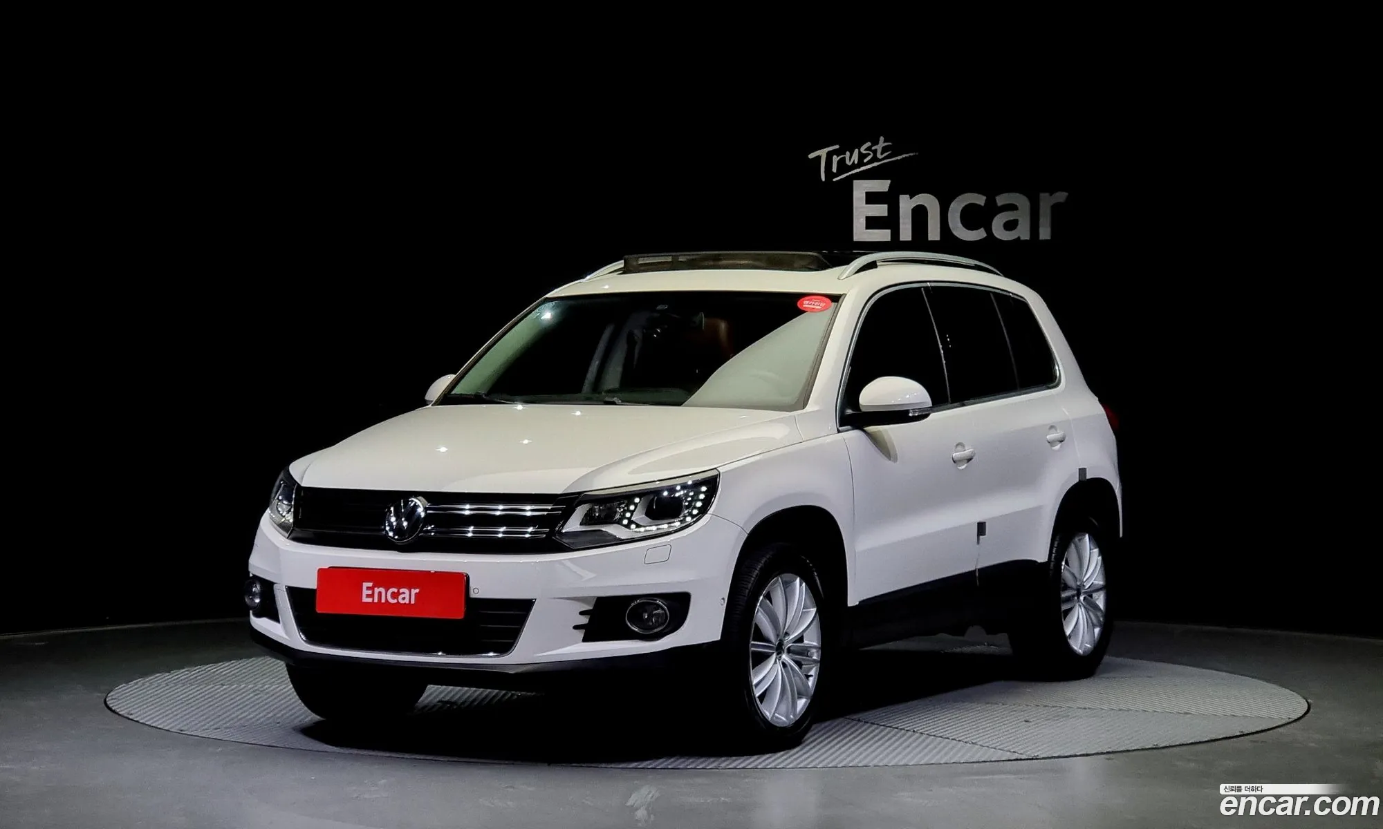 Volkswagen New Tiguan 20 Tdi Premium 5N - фотография 8306915