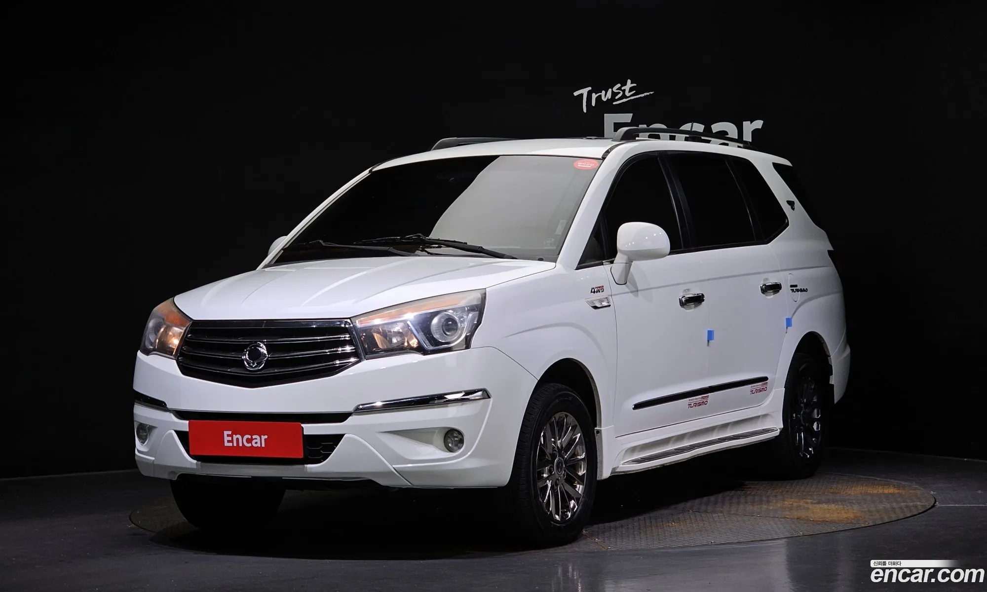 Kg Mobility Ssangyong Korando Turismo 4Wd Rt 11-Seater - фотография 7389294