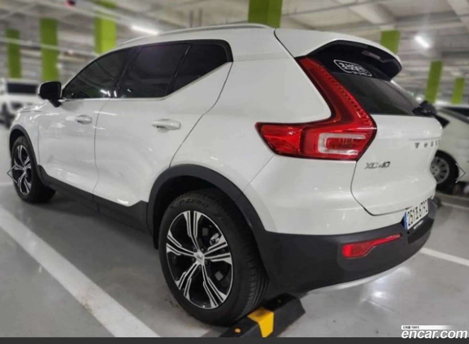 Volvo Xc40 B4 Inscription - фотография 6533657
