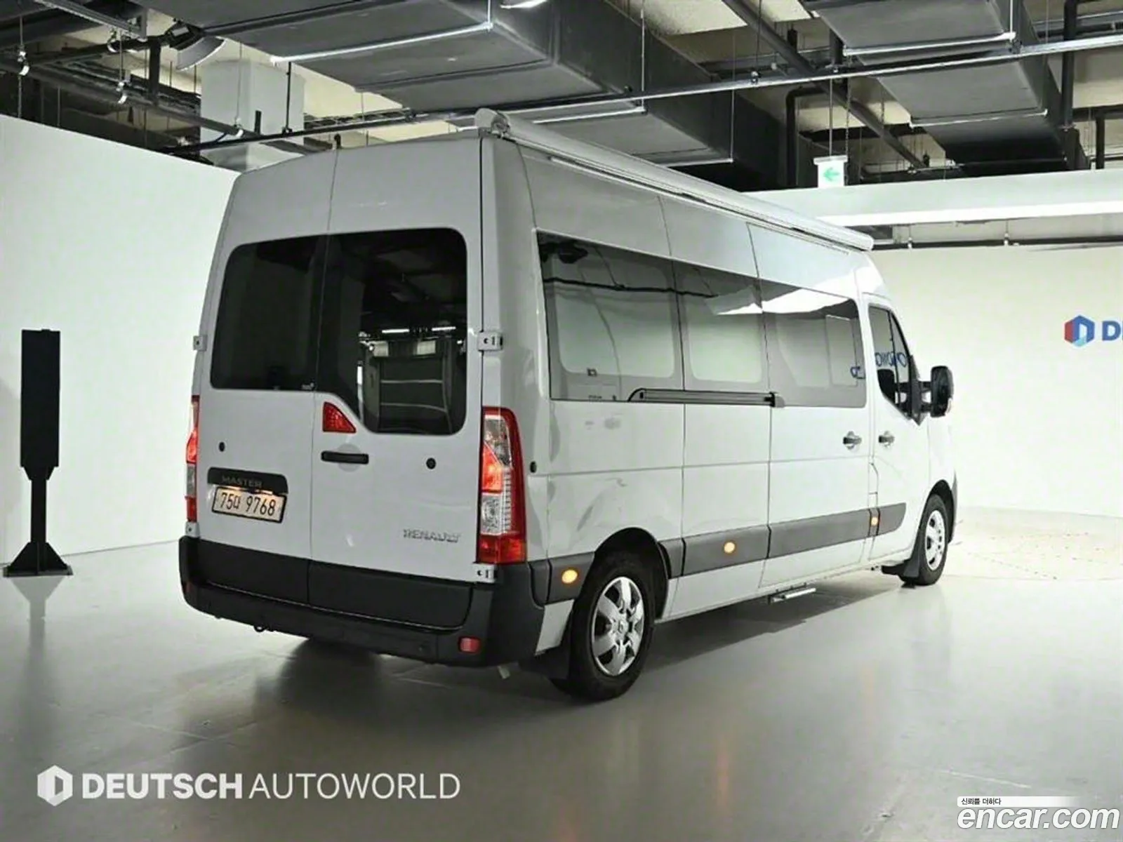 Renault Korea Samsung Master Camping CarMobile Office Van - фотография 7383705
