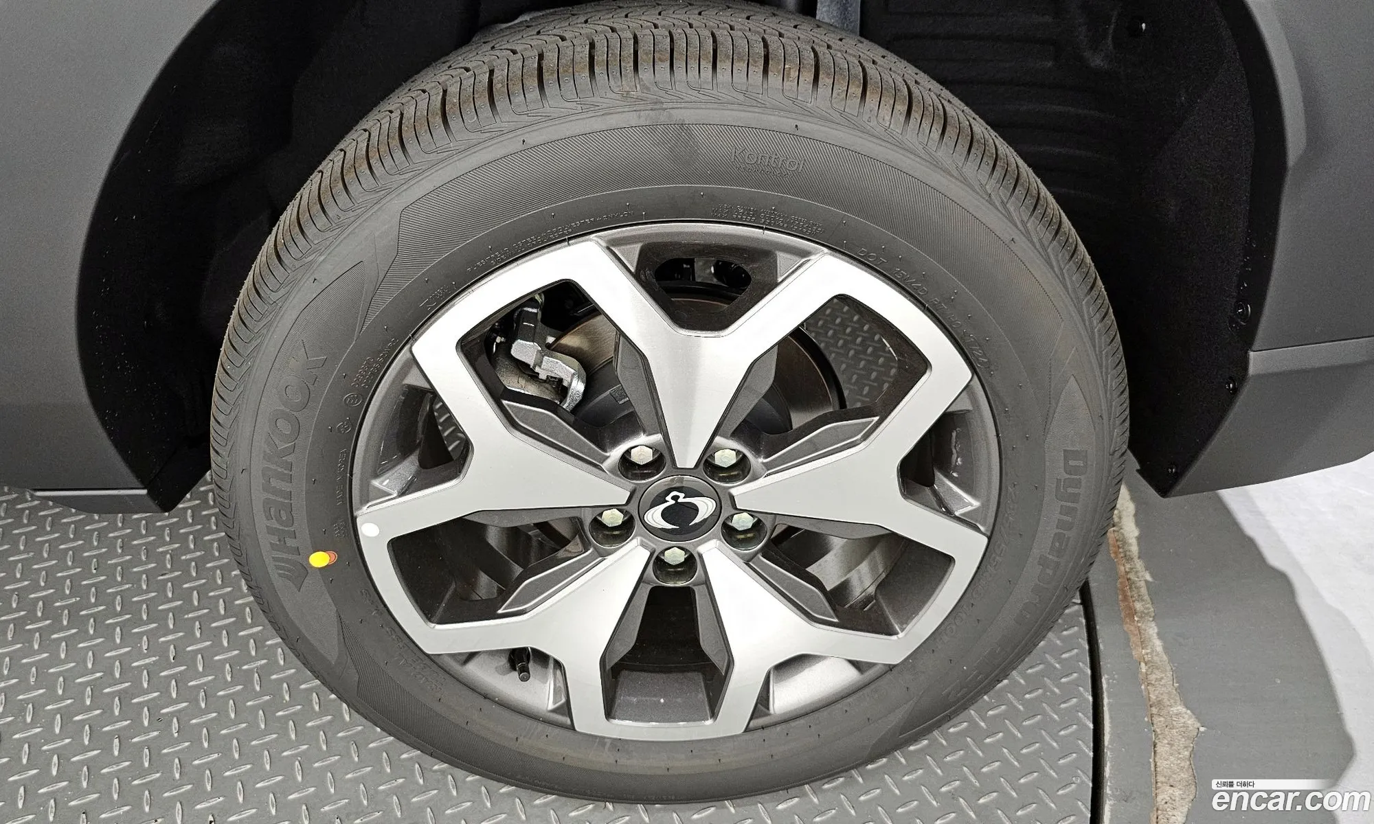 Kg Mobility Ssangyong The New Torres Gasoline 15 2Wd T7 - фотография 7020418
