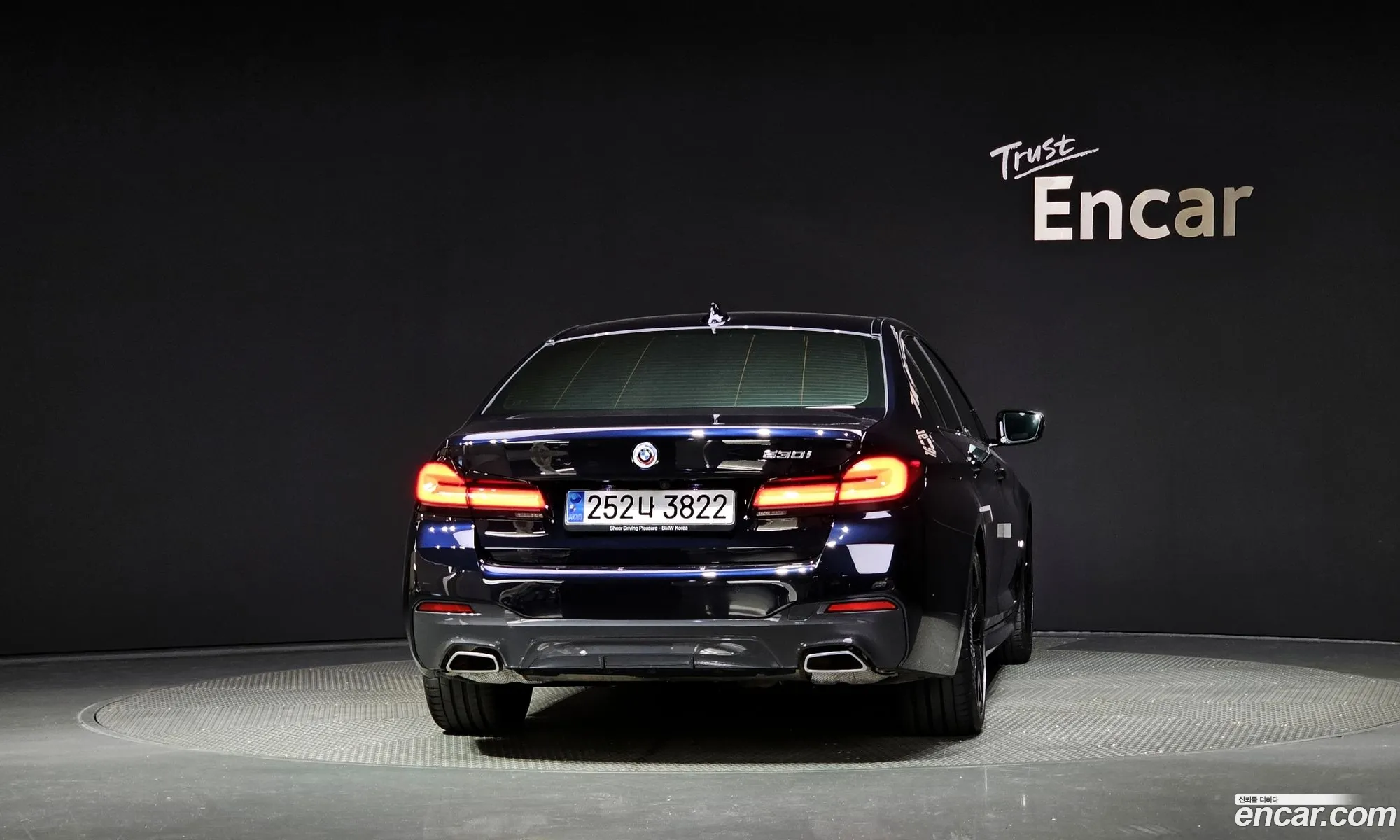 BMW 5 Series G30 530I M Sports - фотография 7416910