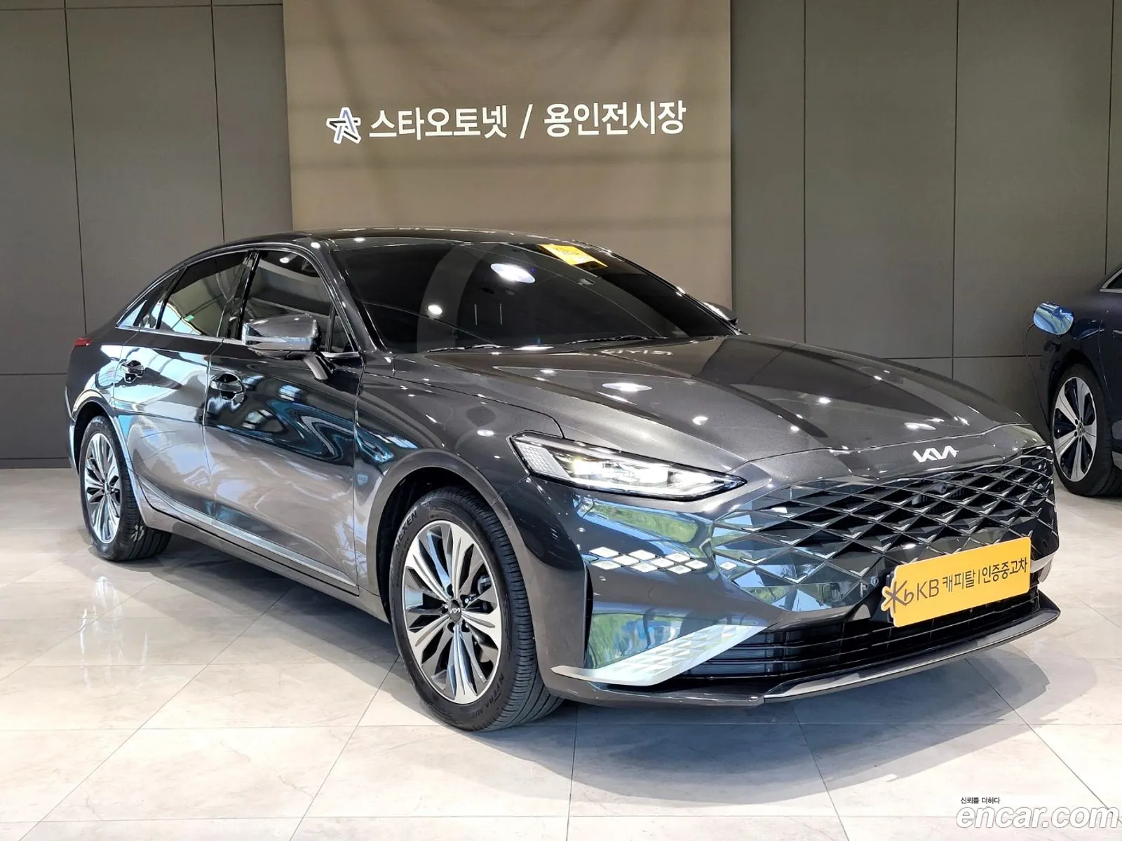 Kia K8 Hybrid Noblesse - фотография 12640758