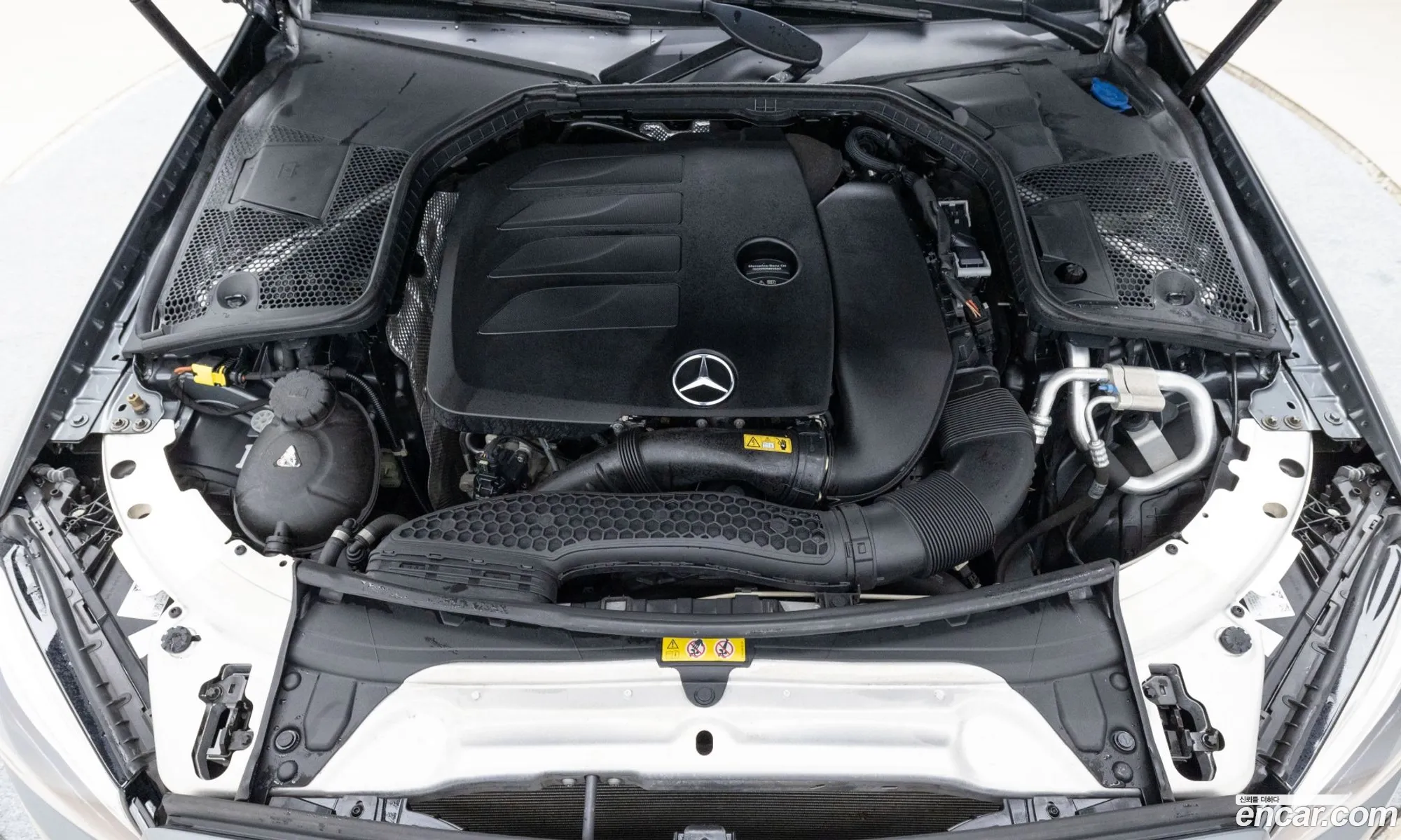 Mercedes C-Class W205 C200 - фотография 19232483