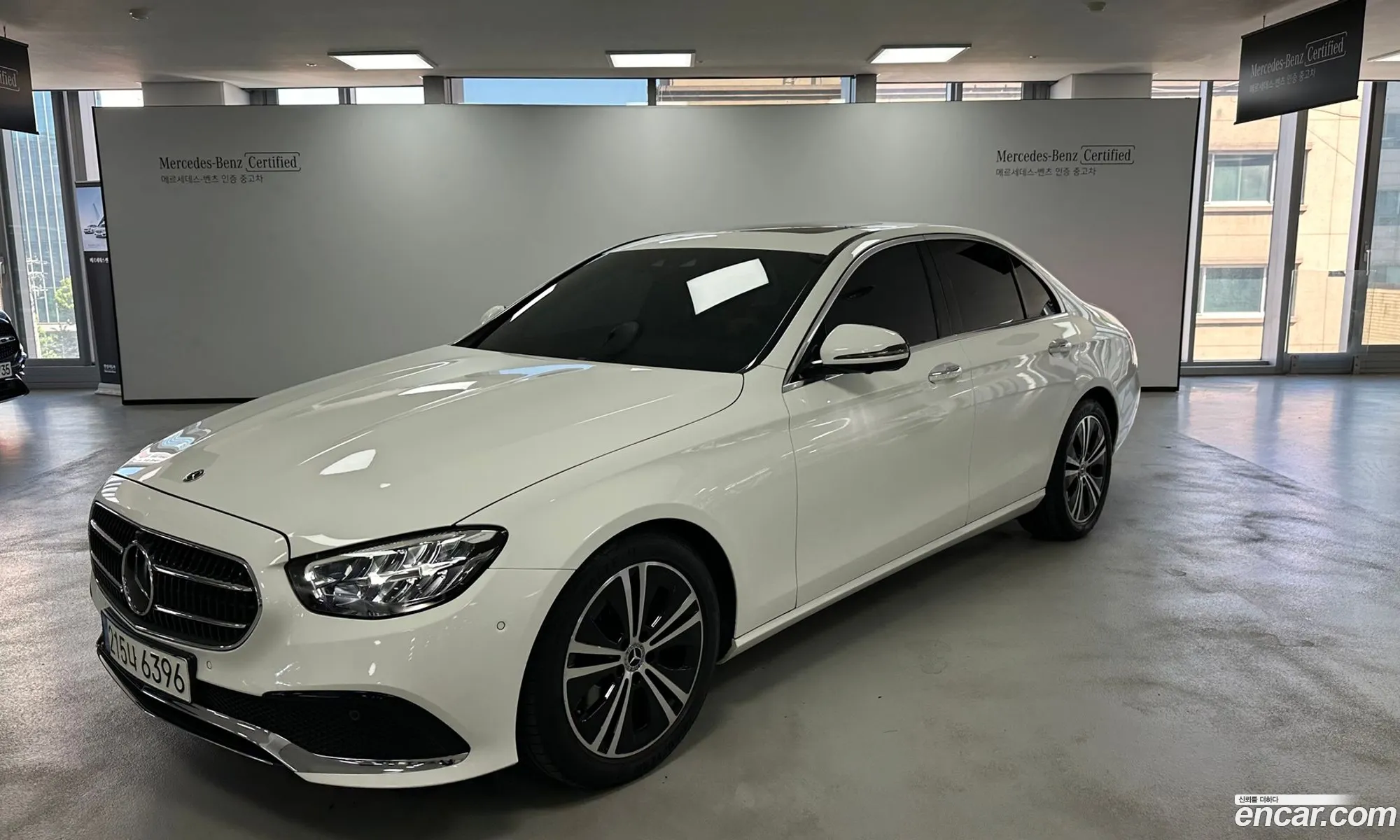 Mercedes E-Class W213 E250 Avantgarde - фотография 19232466