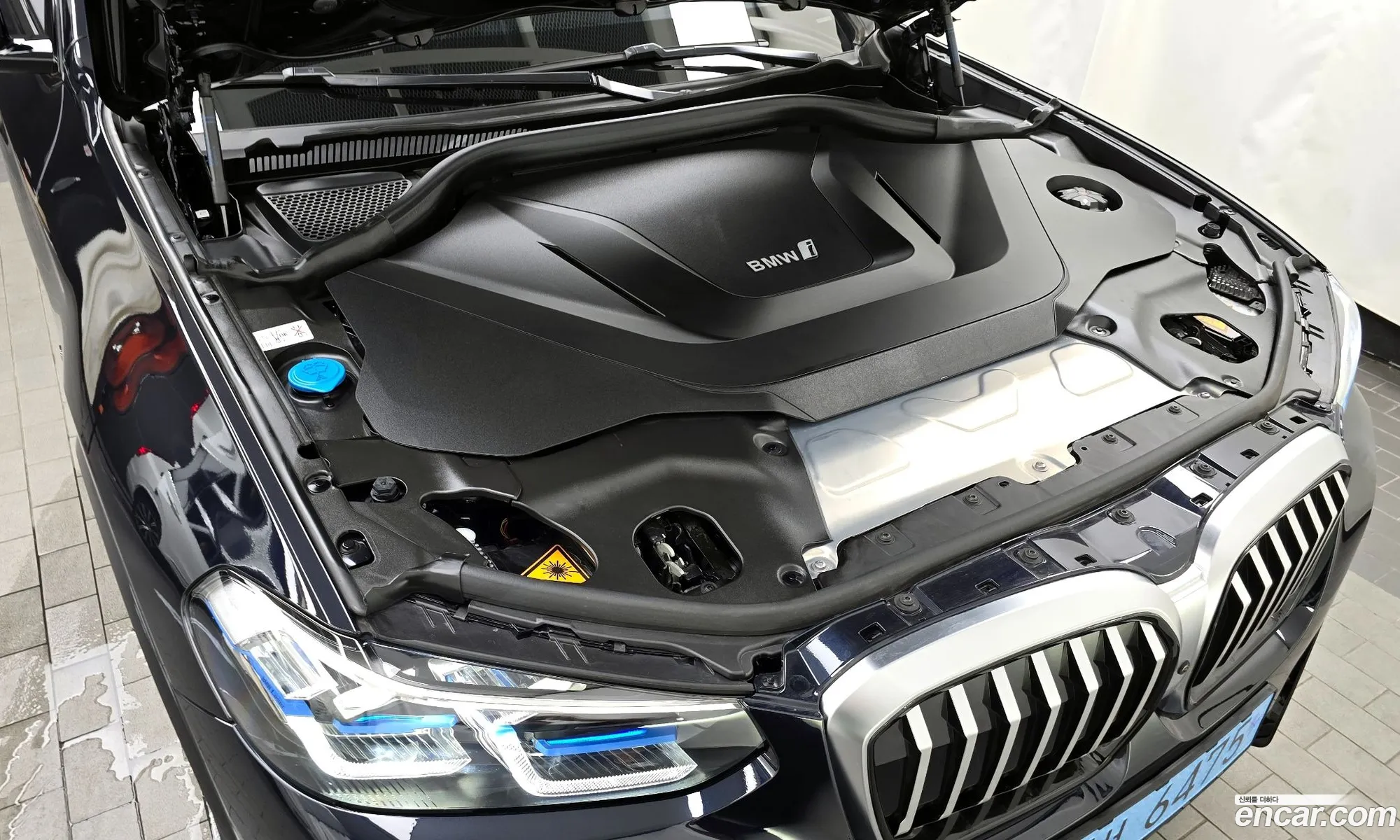 BMW Ix3 M Sport - фотография 7529588
