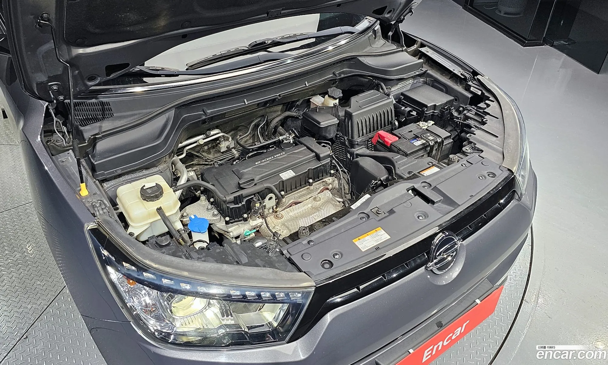 Kg Mobility Ssangyong Tivoli Armor Vx 2Wd - фотография 7193090