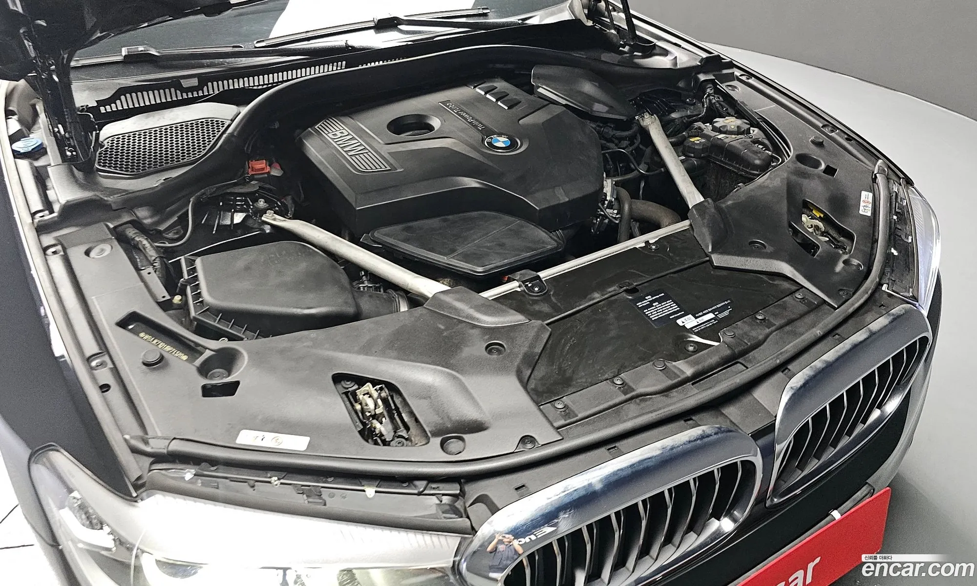 BMW 5 Series G30 520I Luxury - фотография 7287497