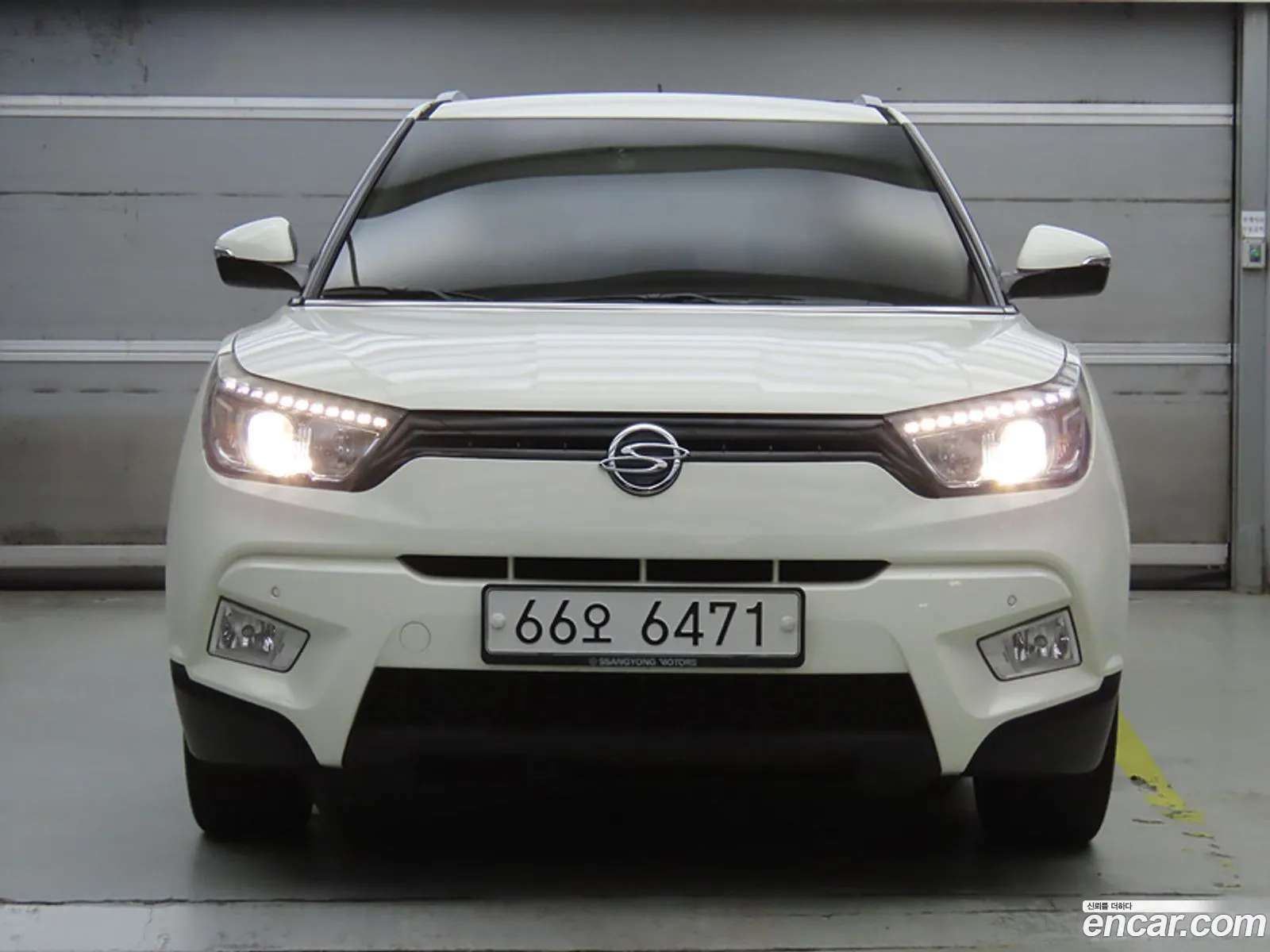 Kg Mobility Ssangyong Tivoli Lx 2Wd Top-Of-The-Line Model - фотография 7722364