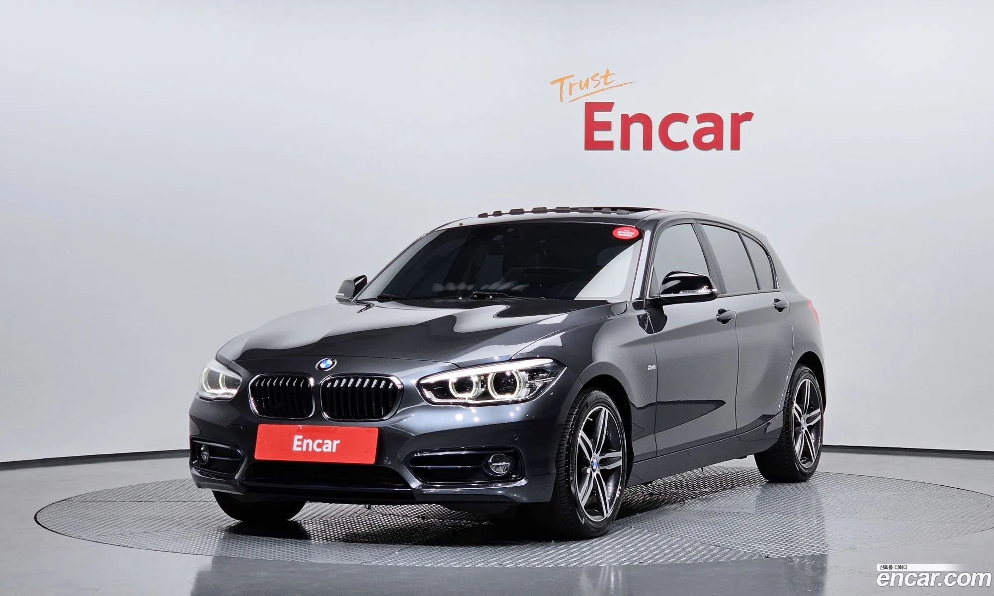 BMW 1 Series F20 118D Sports 5-Door - фотография 7052054