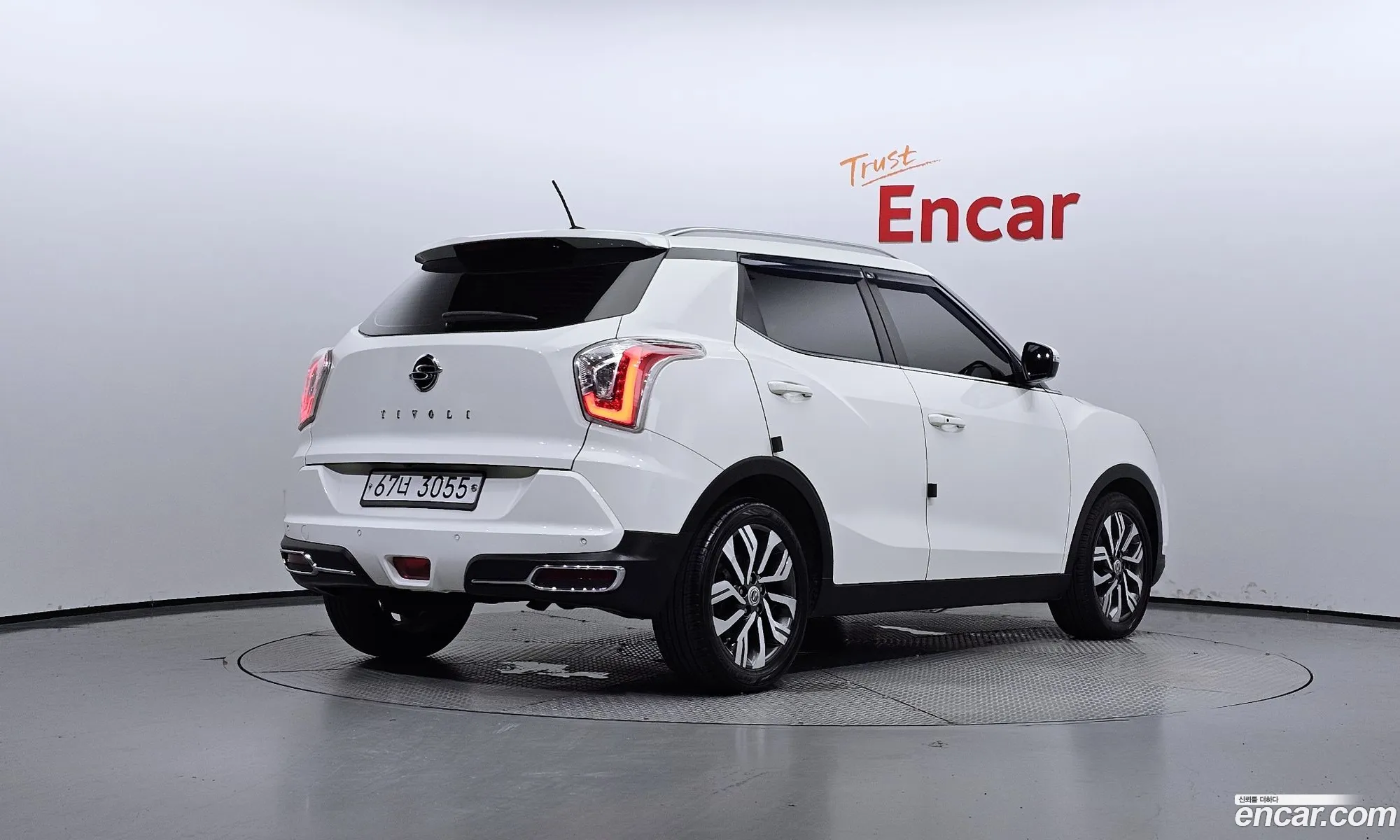 Kg Mobility Ssangyong Tivoli Armor Diesel Vx 2Wd - фотография 7881588