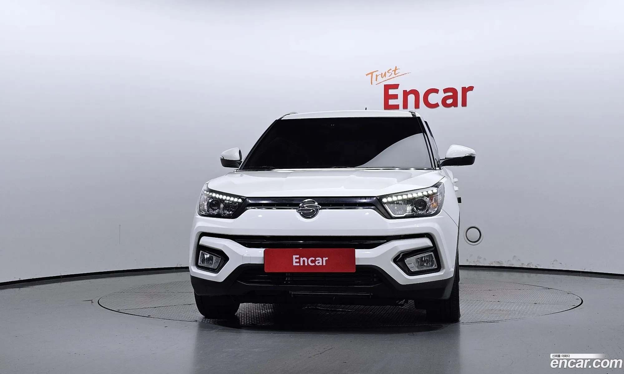 Kg Mobility Ssangyong Tivoli Armor Diesel Vx 2Wd - фотография 7881589