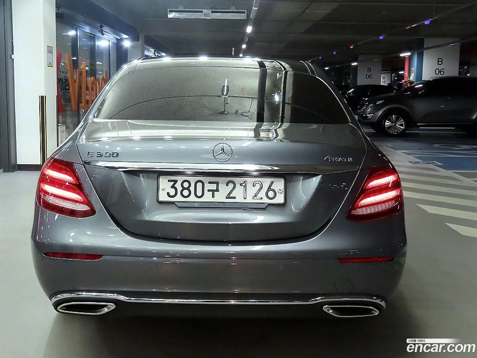 Mercedes E-Class W213 E300 4Matic Exclusive - фотография 19765856