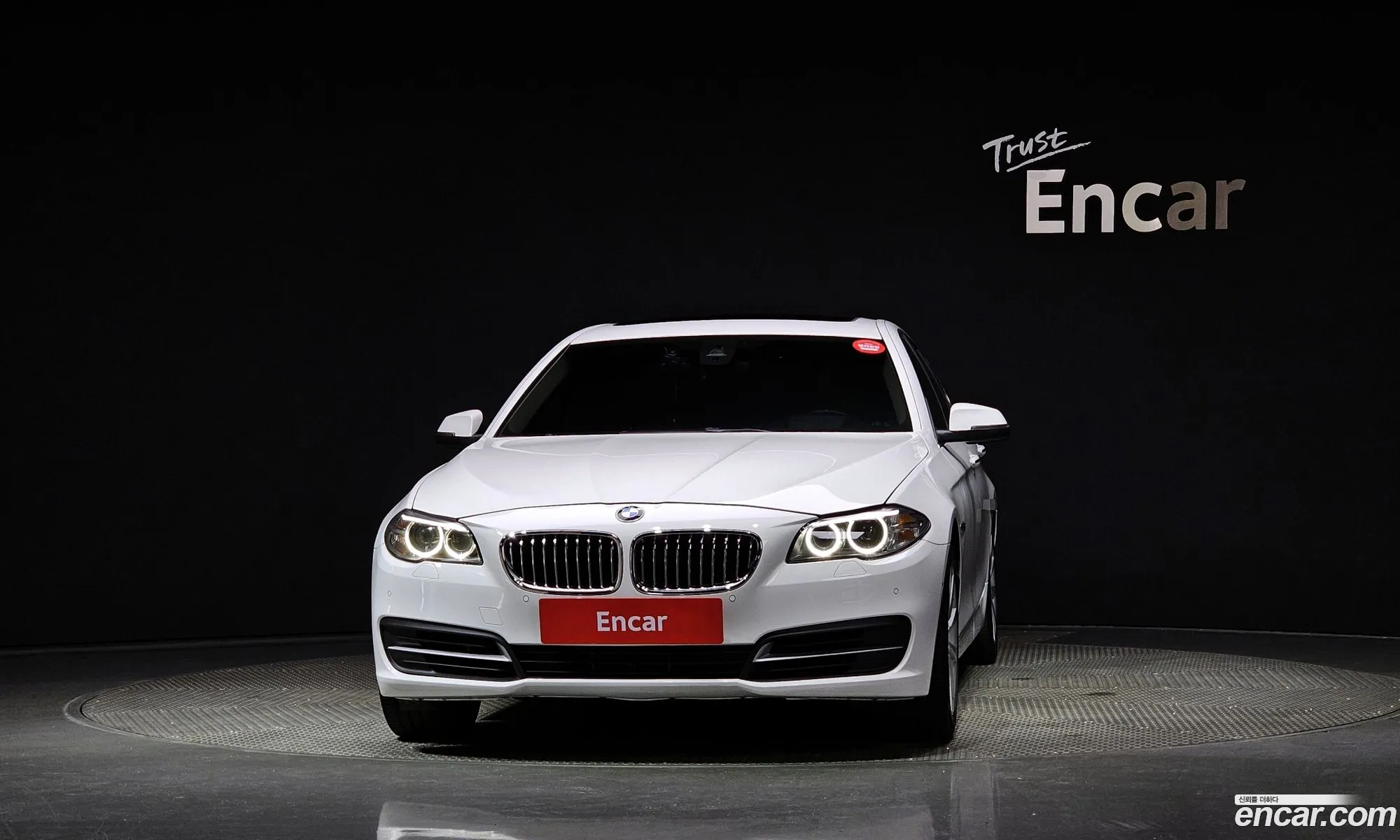 BMW 5 Series F10 528I - фотография 6749068