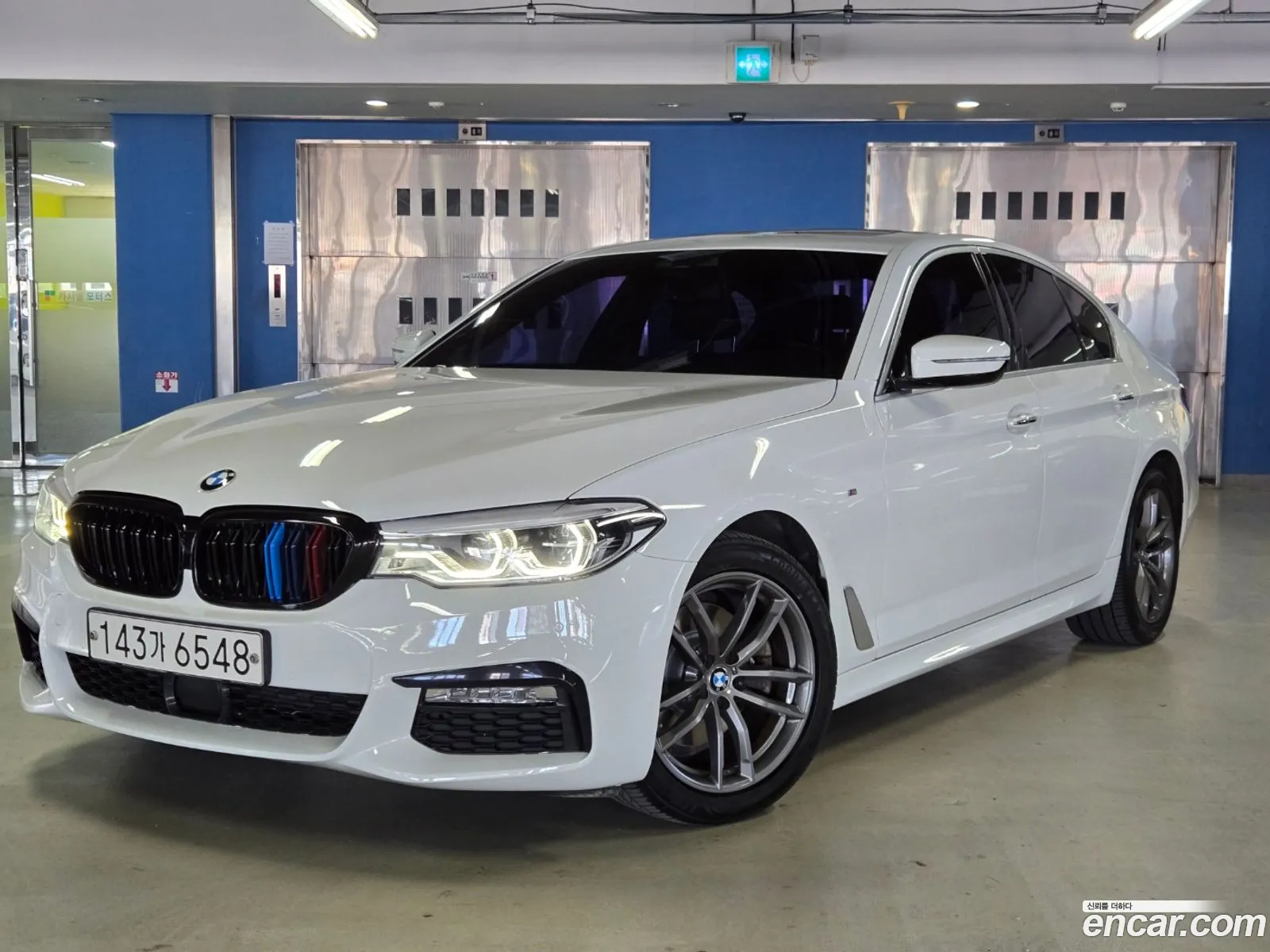 BMW 5 Series G30 520D M Sports - фотография 12523301