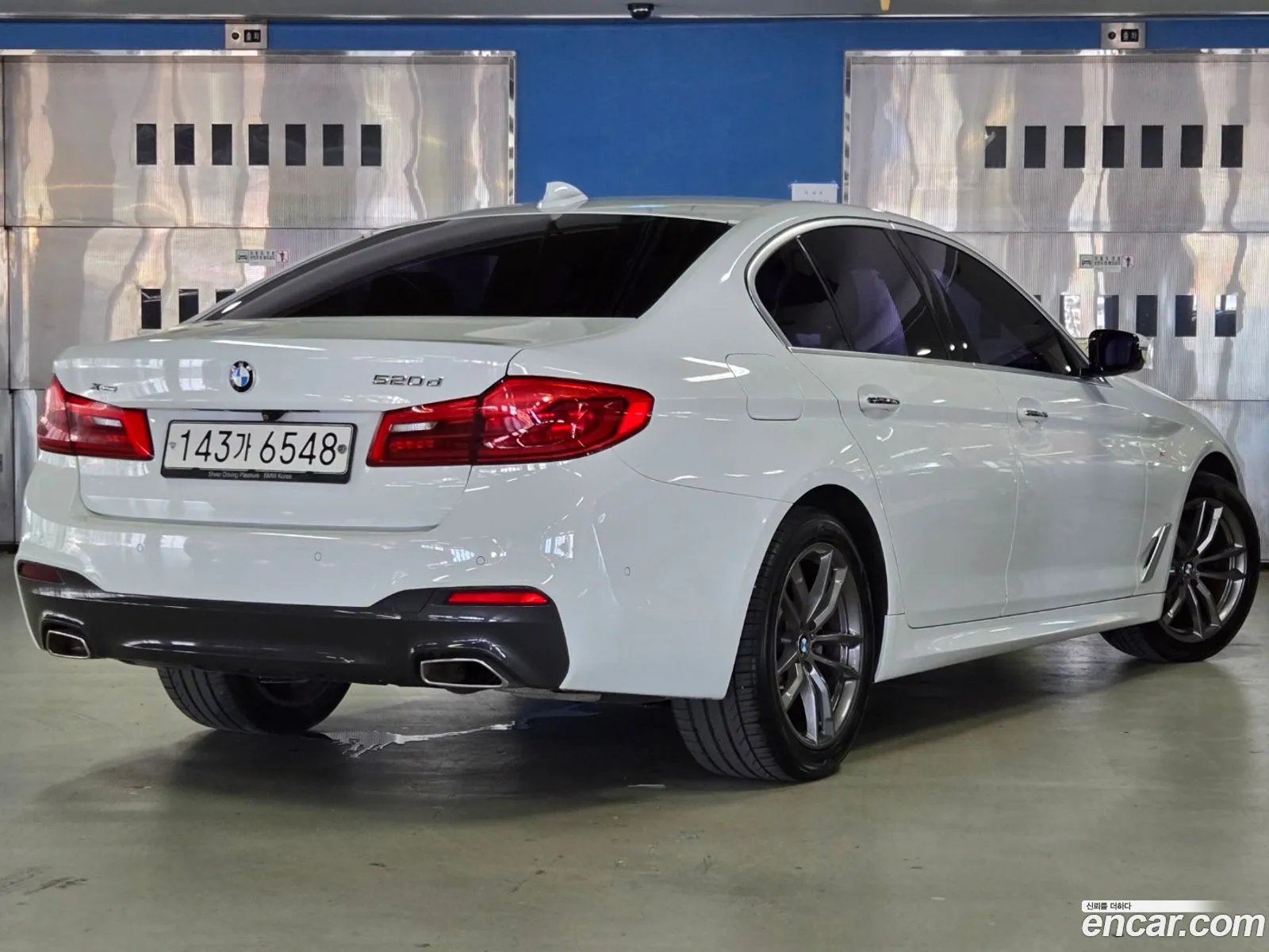 BMW 5 Series G30 520D M Sports - фотография 12523302