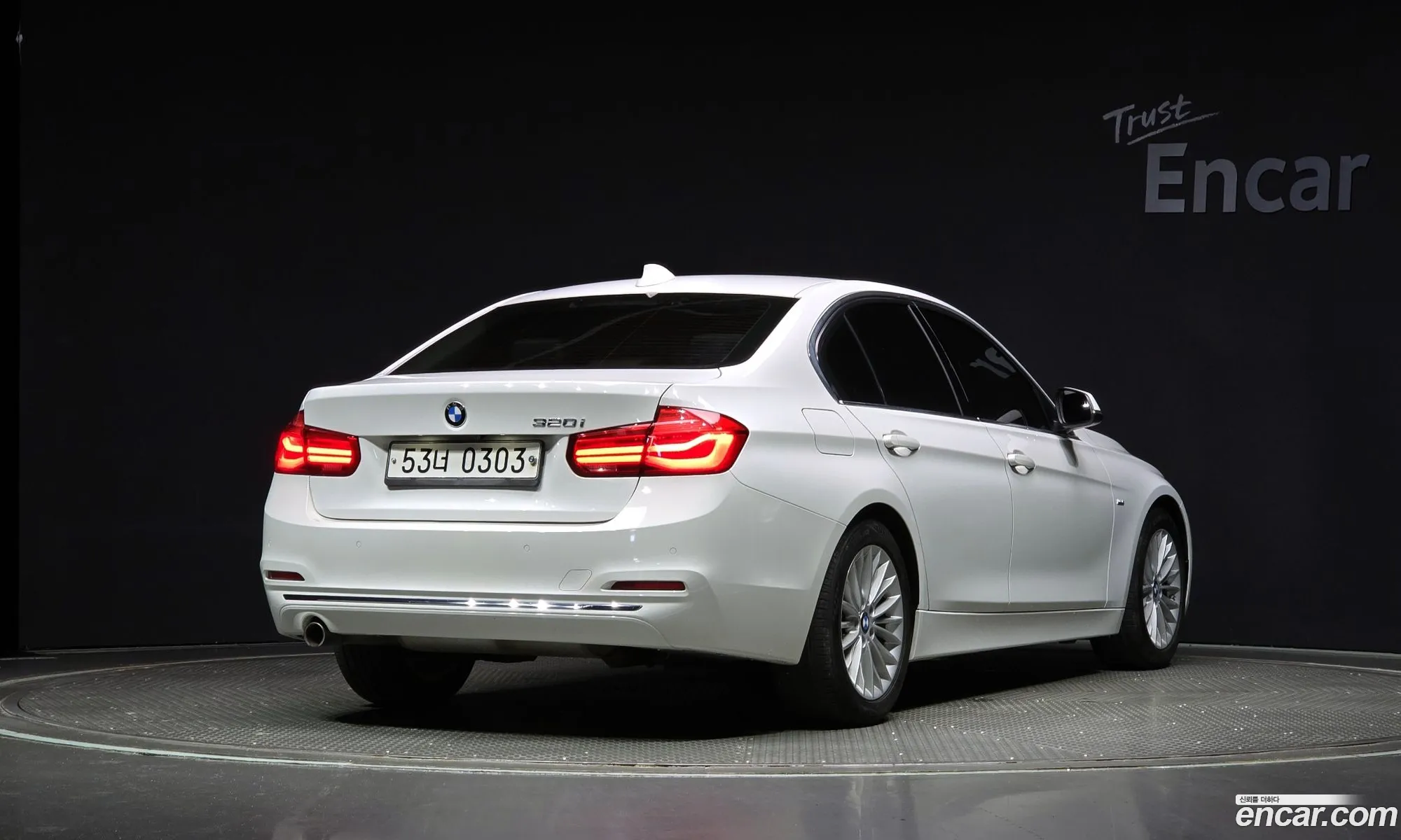 BMW 3 Series F30 320I Luxury - фотография 7052067