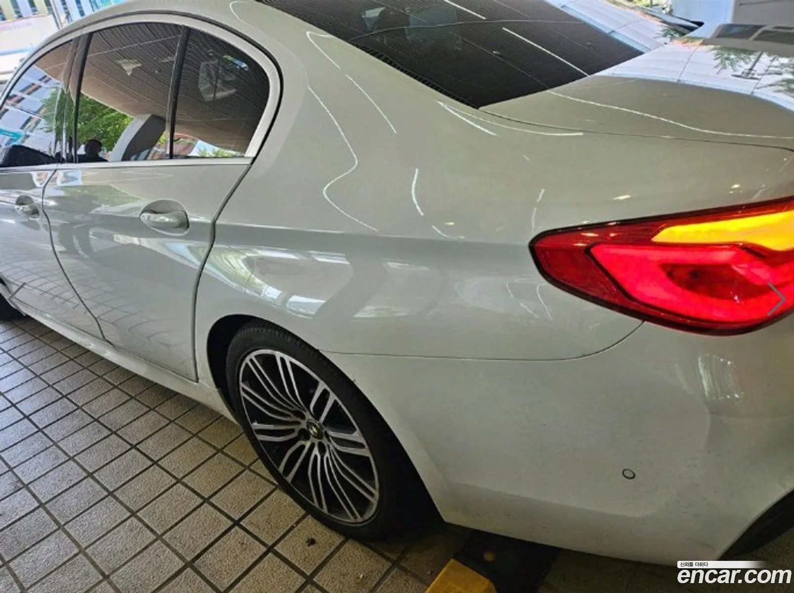 BMW 5 Series G30 530I M Sports Plus - фотография 18564385