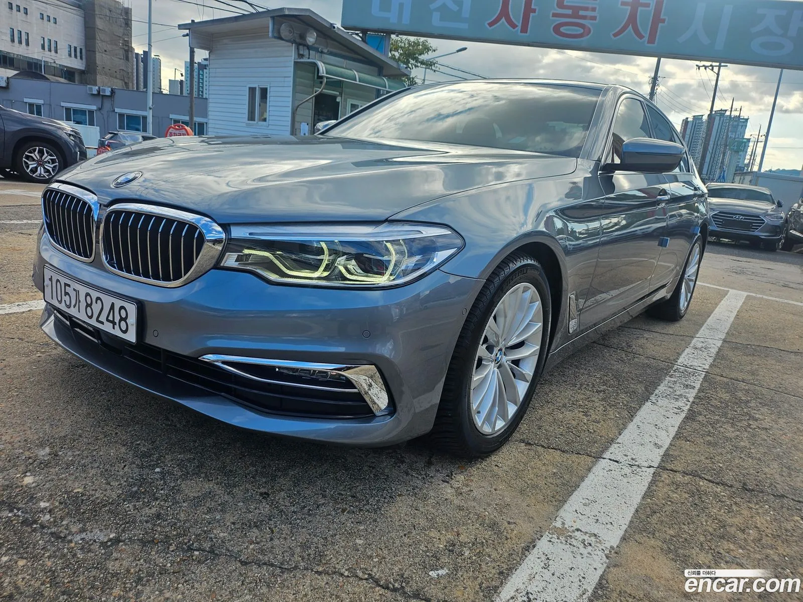 BMW 5 Series G30 520D Luxury Plus - фотография 6795182