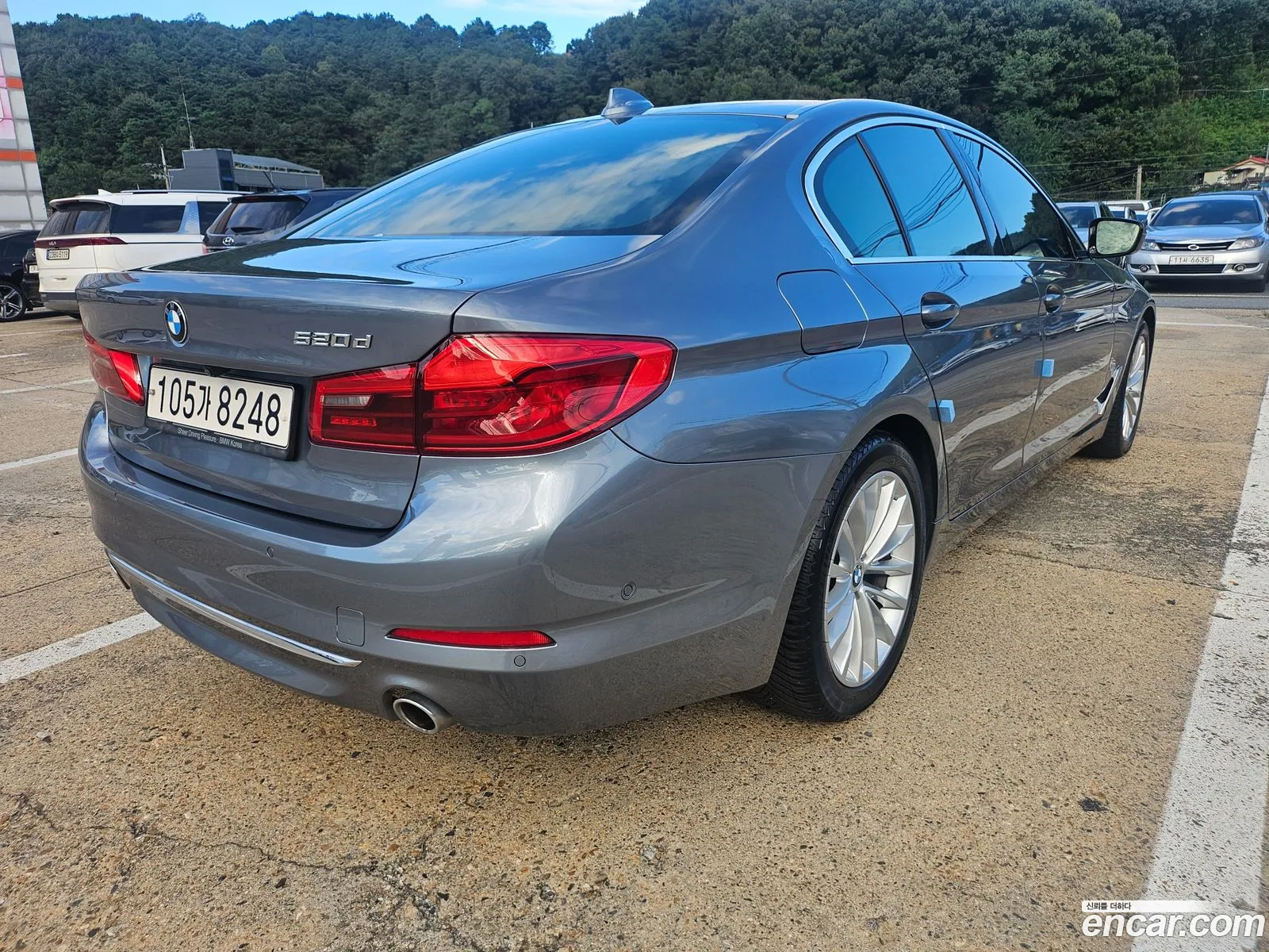 BMW 5 Series G30 520D Luxury Plus - фотография 6795183