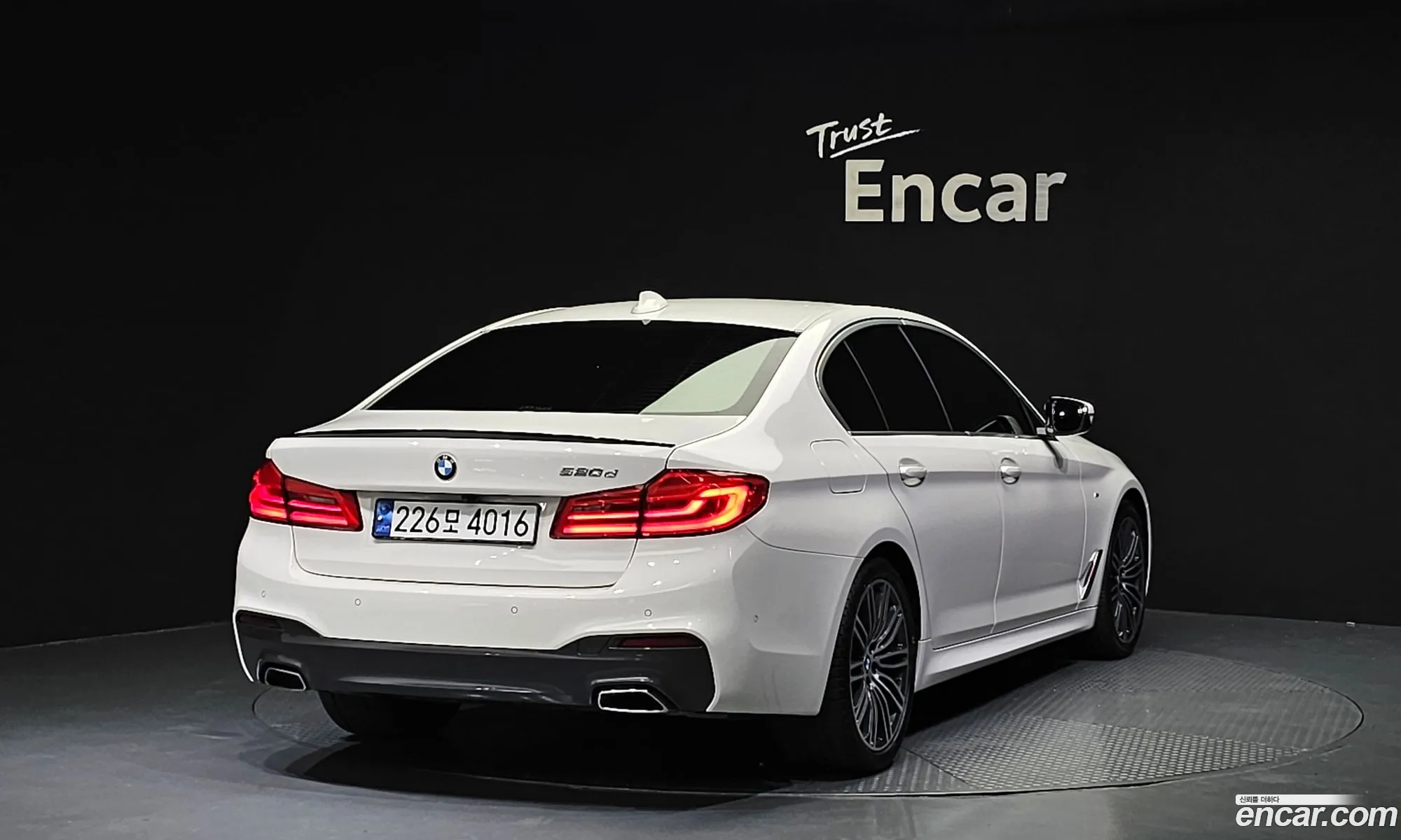 BMW 5 Series G30 520D M Sports Plus - фотография 12523314