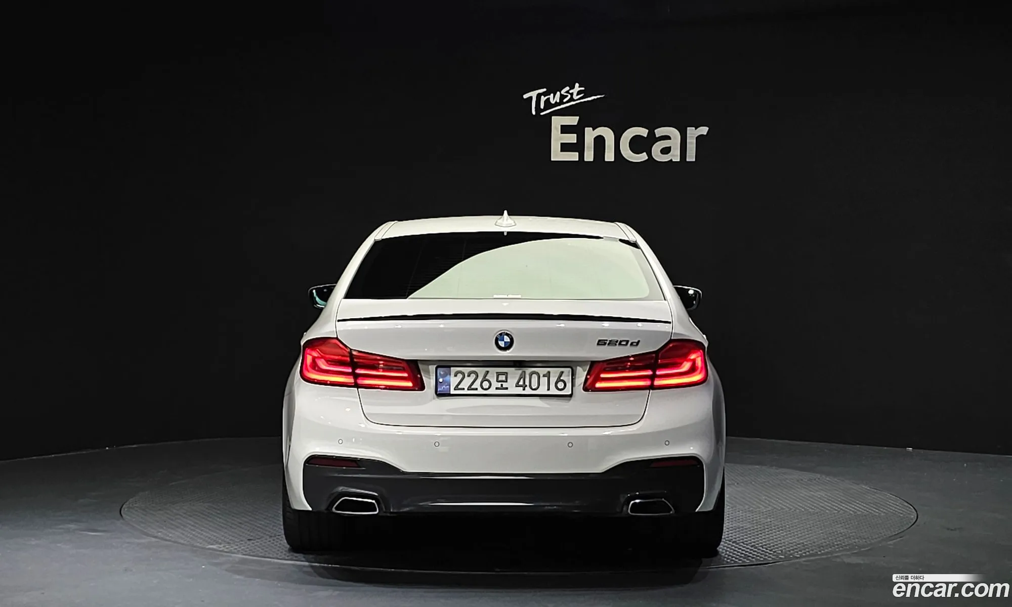 BMW 5 Series G30 520D M Sports Plus - фотография 12523316