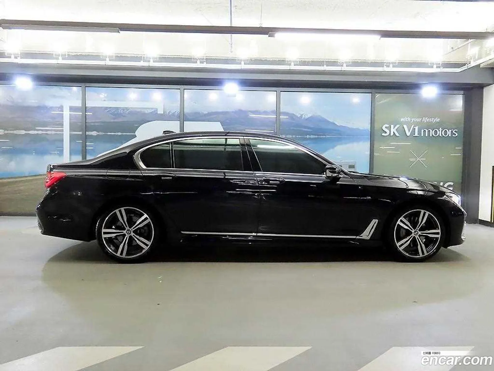 BMW 7 Series G11 730Ld xDrive M Sports - фотография 6938286