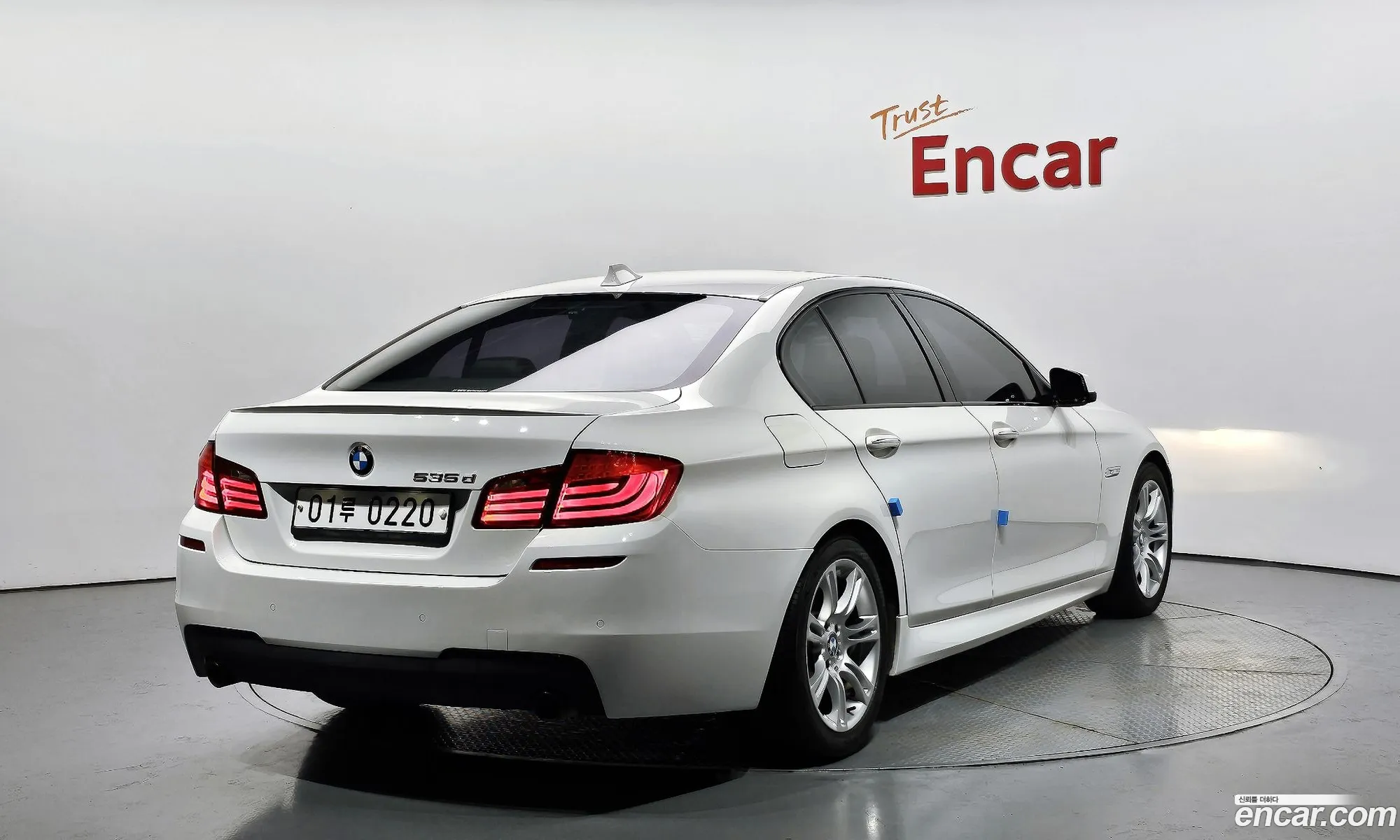BMW 5 Series F10 535D - фотография 14027301
