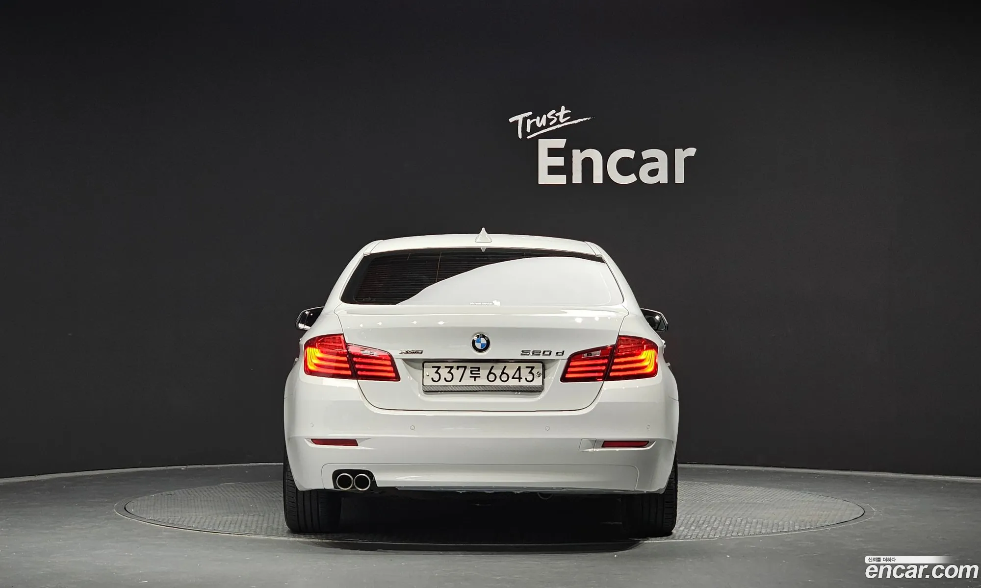 BMW 5 Series F10 520D - фотография 15003020