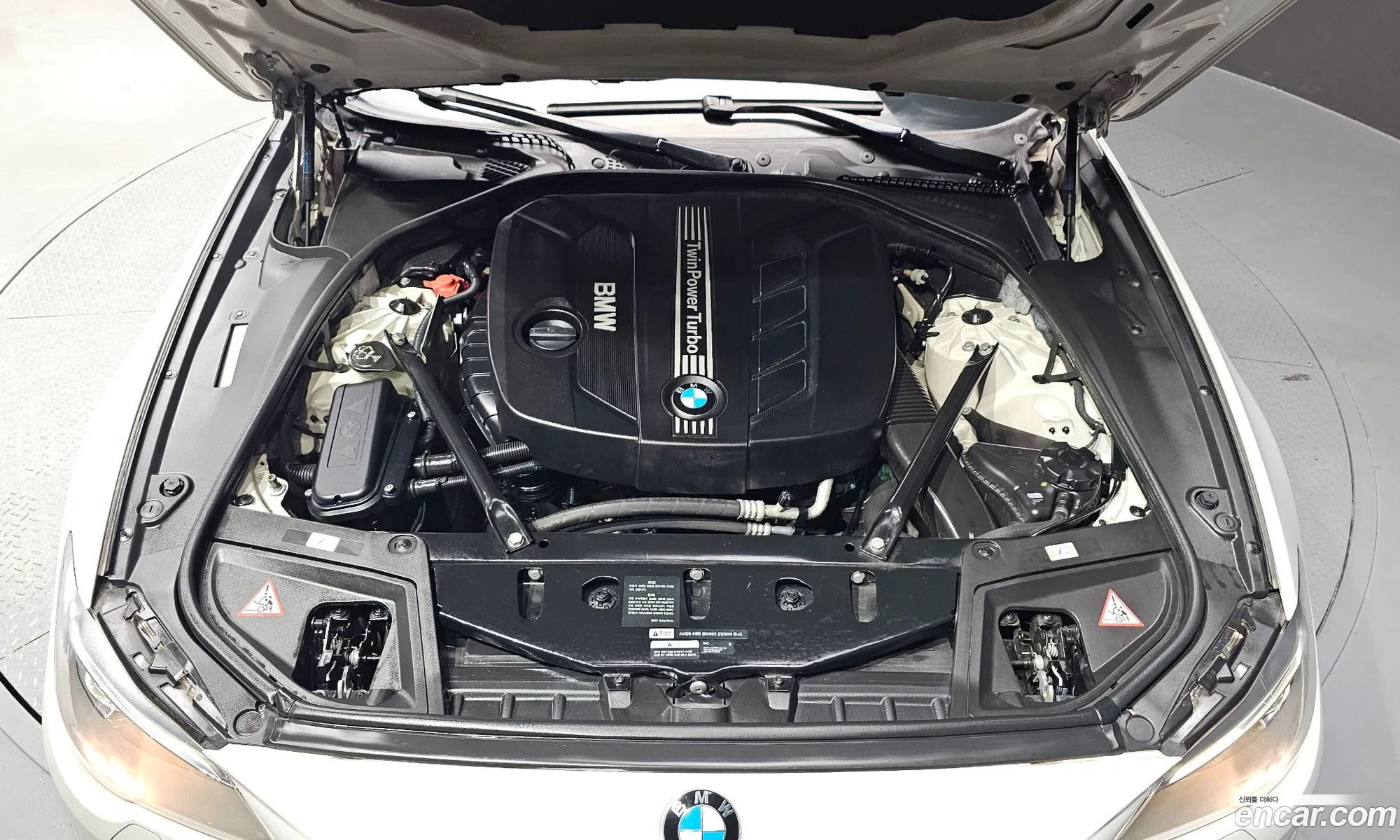 BMW 5 Series F10 520D - фотография 15003022