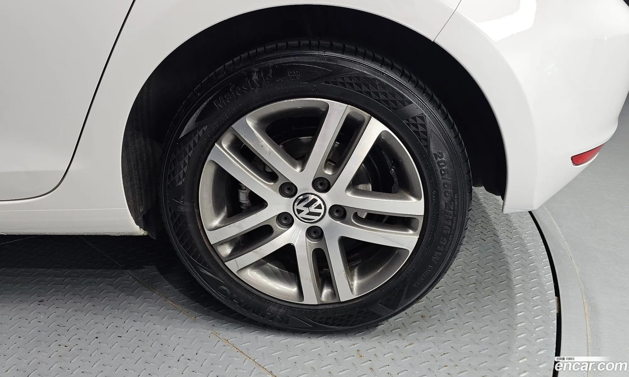 Volkswagen Golf 6Th Generation 20 Tdi - фотография 8134175