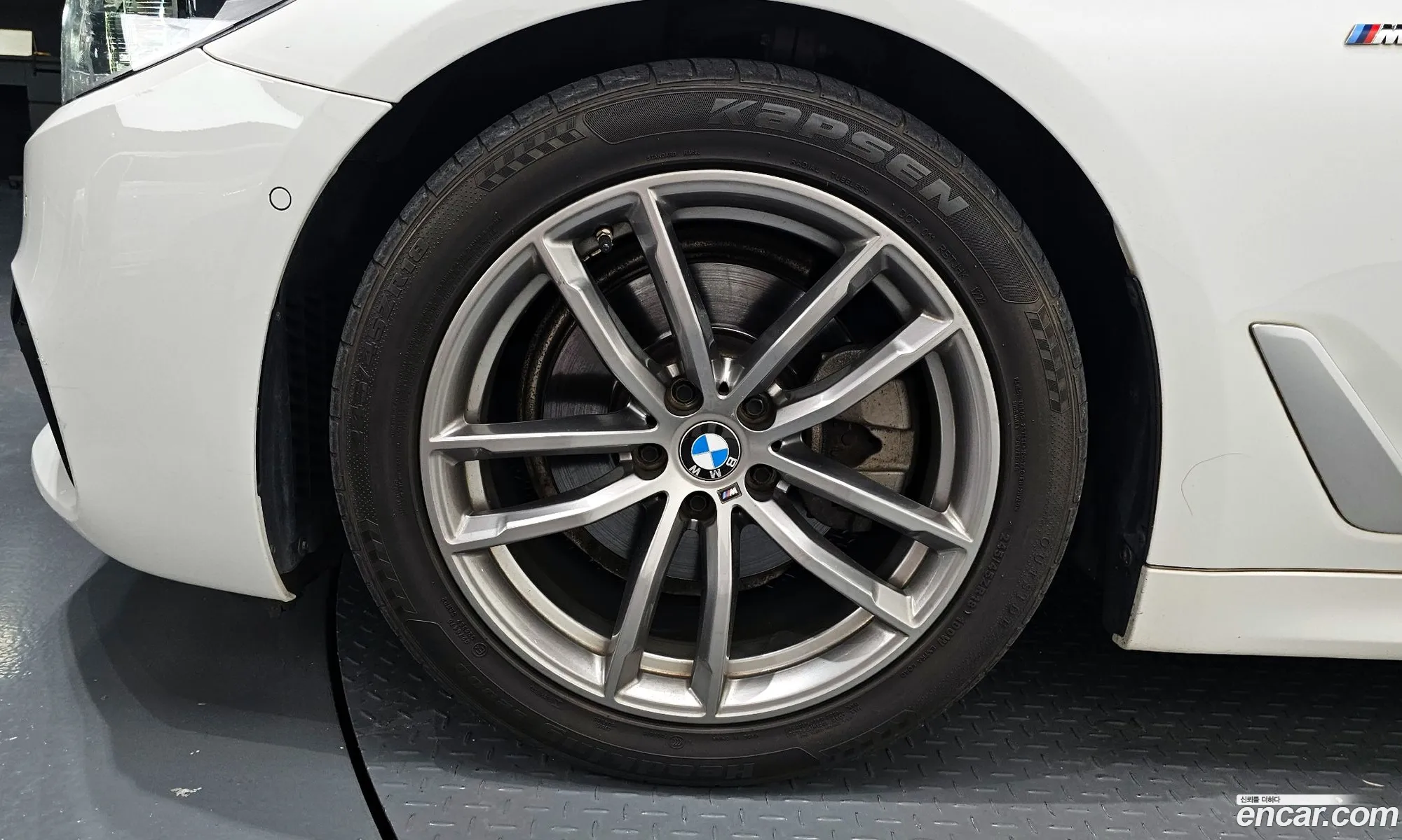 BMW 5 Series G30 520D M Sports Plus - фотография 3682944