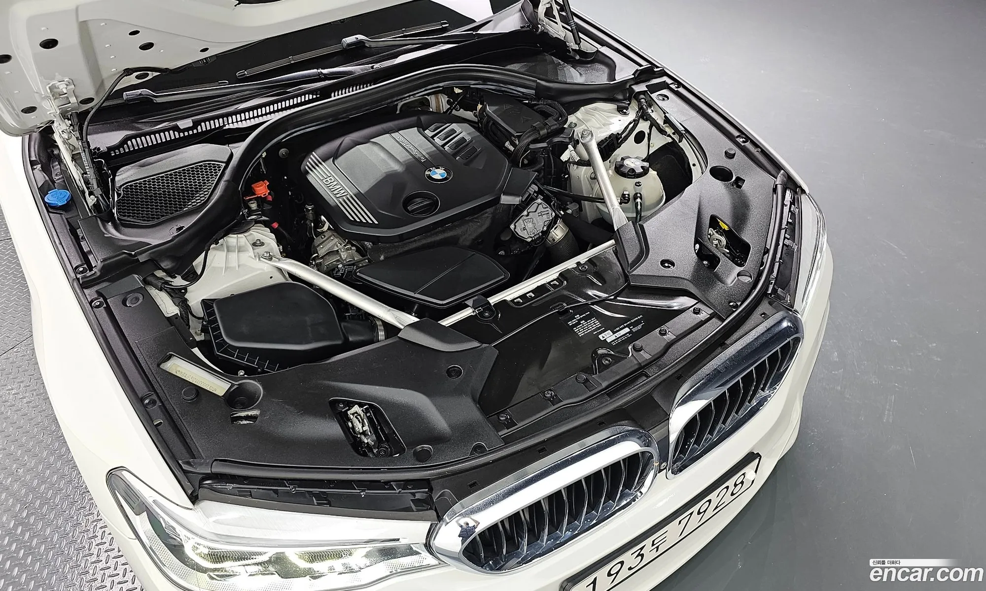 BMW 5 Series G30 520D M Sports Plus - фотография 3682945