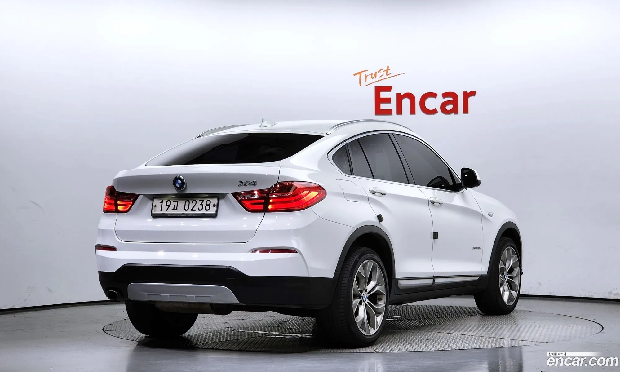 BMW X4 xDrive20D 2016 - фотография 5929407