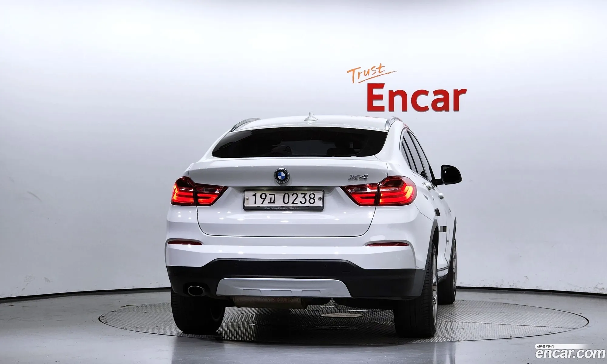BMW X4 xDrive20D 2016 - фотография 5929409