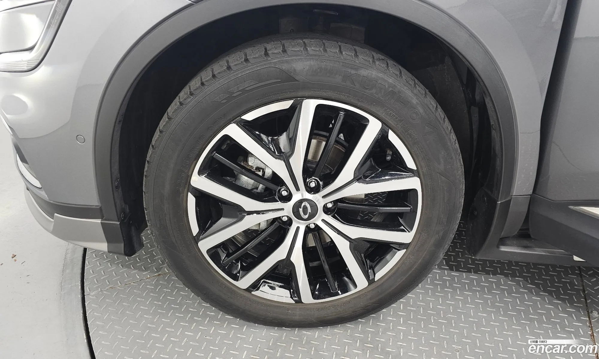 Renault Korea Samsung The New Qm6 20 Lpe Re Signature 2Wd - фотография 8063018