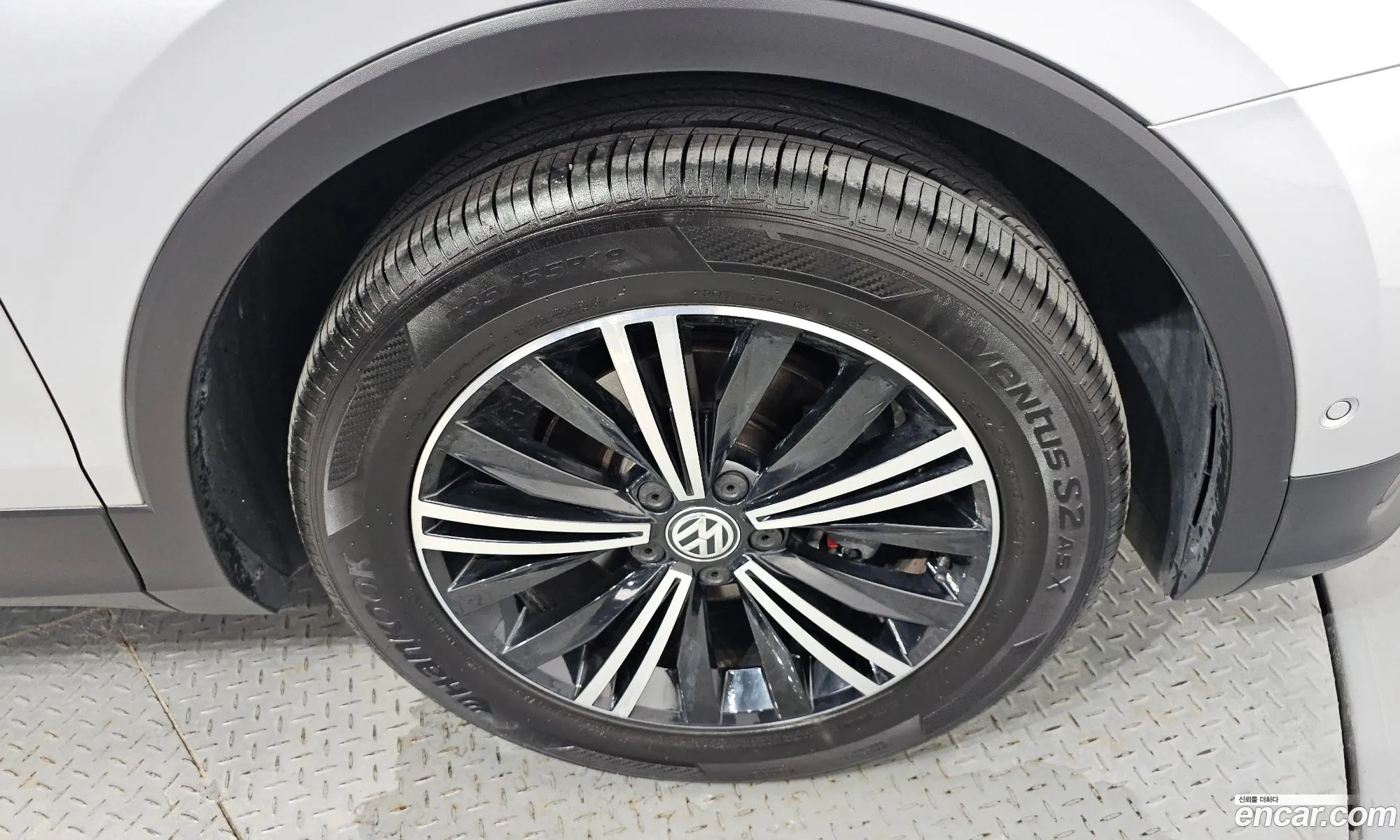 Volkswagen Tiguan 2Nd Generation 20 Tdi Prestige - фотография 8774823