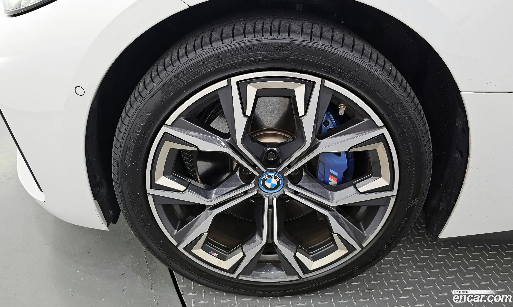 BMW I4 Edrive40 M Sports Pro - фотография 6955141