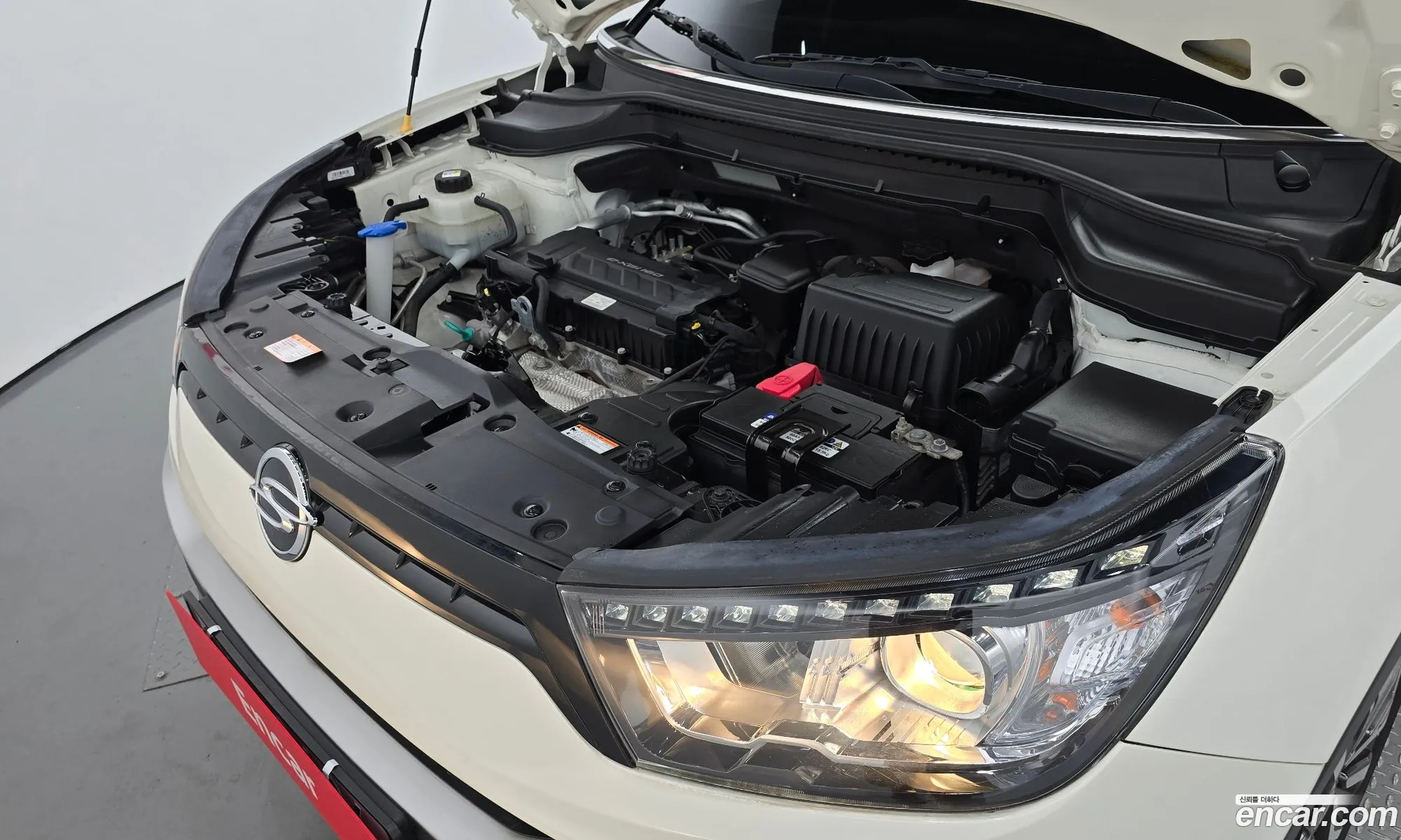 Ssangyong Tivoli Tivoli 16 Ix 2Wd 2018 - фотография 7376925