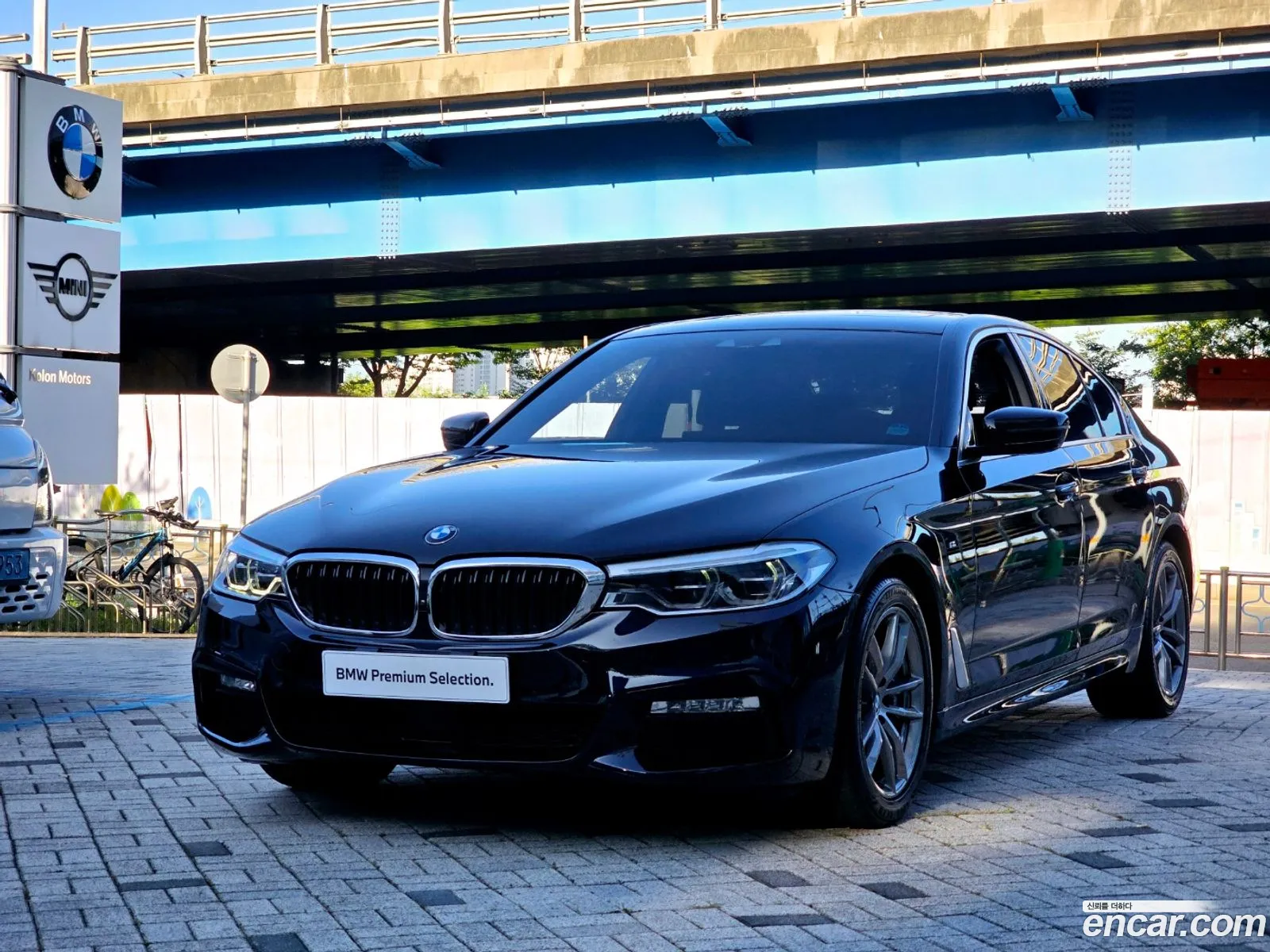 BMW 5 Series G30 530I M Sports Plus - фотография 8863654