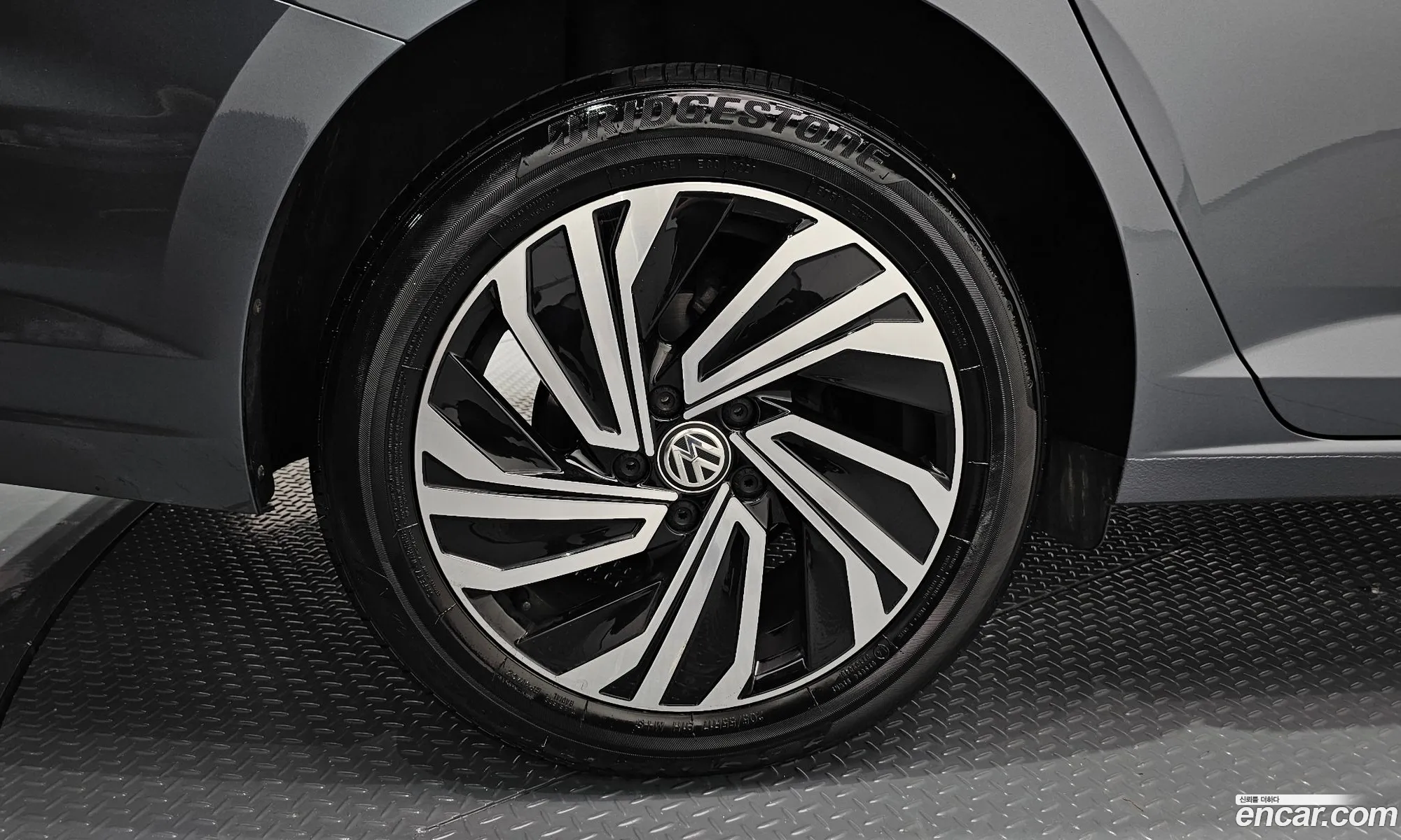 Volkswagen Jetta 7Th Generation 14 Tsi Prestige - фотография 8774811