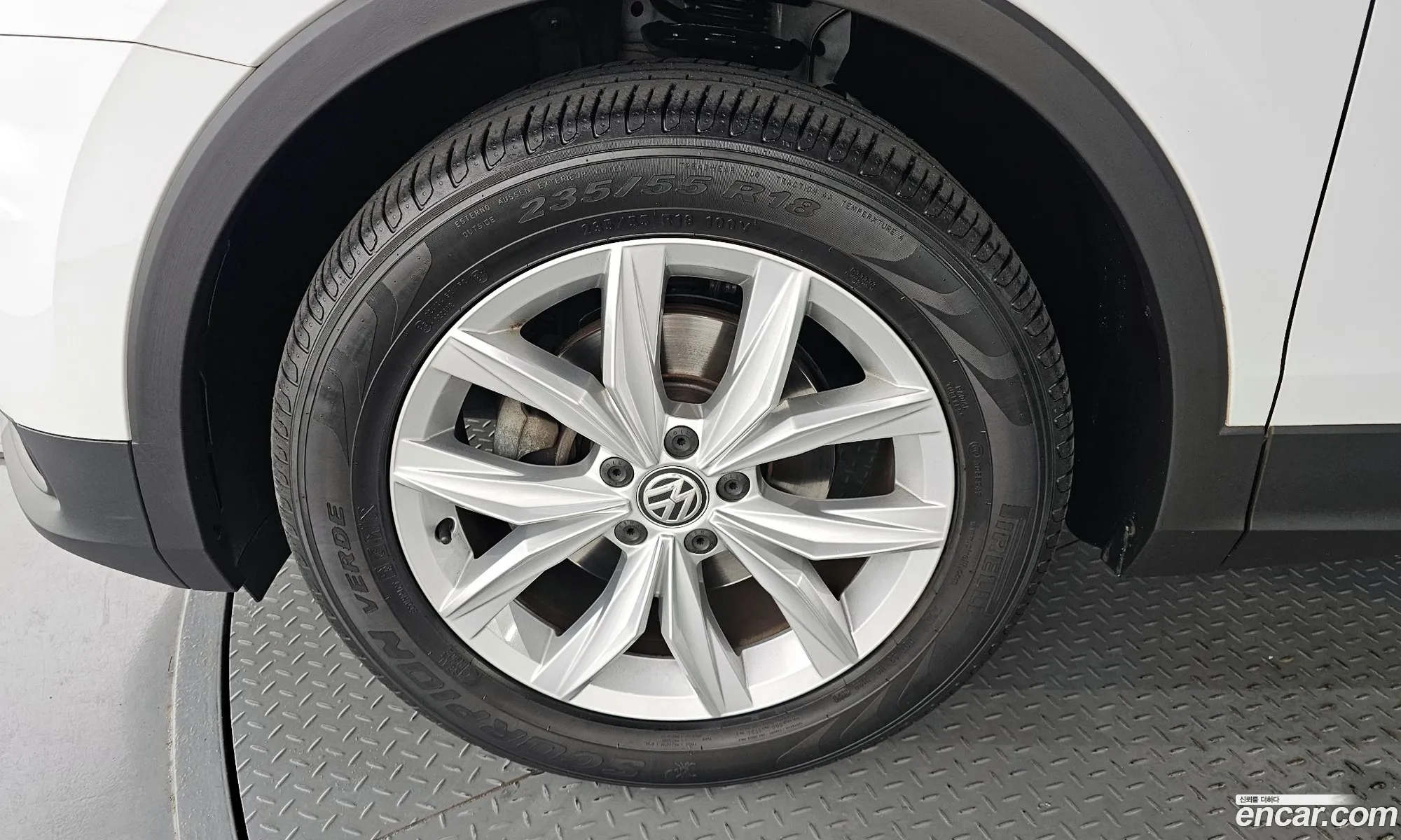 Volkswagen Tiguan 2Nd Generation 20 Tdi Premium - фотография 8134163
