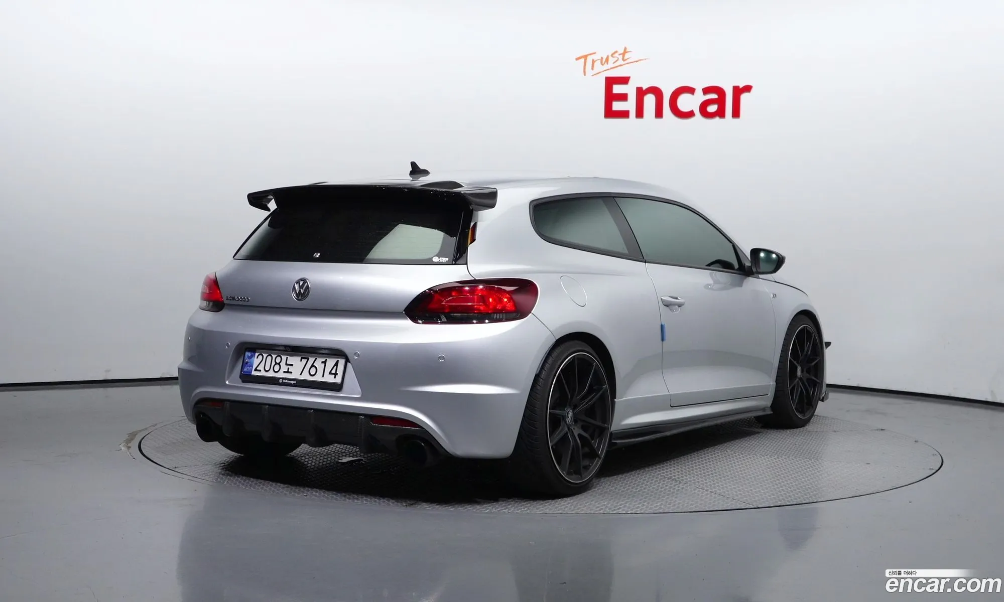Volkswagen Scirocco 20 Tdi R-Line - фотография 8134148