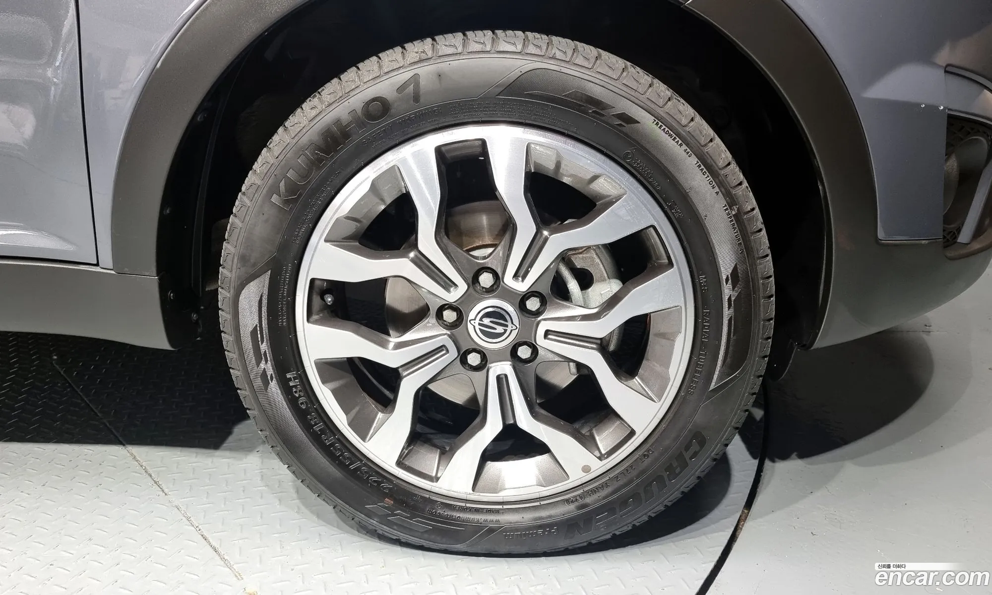 Kg Mobility Ssangyong New Korando C 22 Rx 2Wd Top-Of-The-Line Model - фотография 6977437