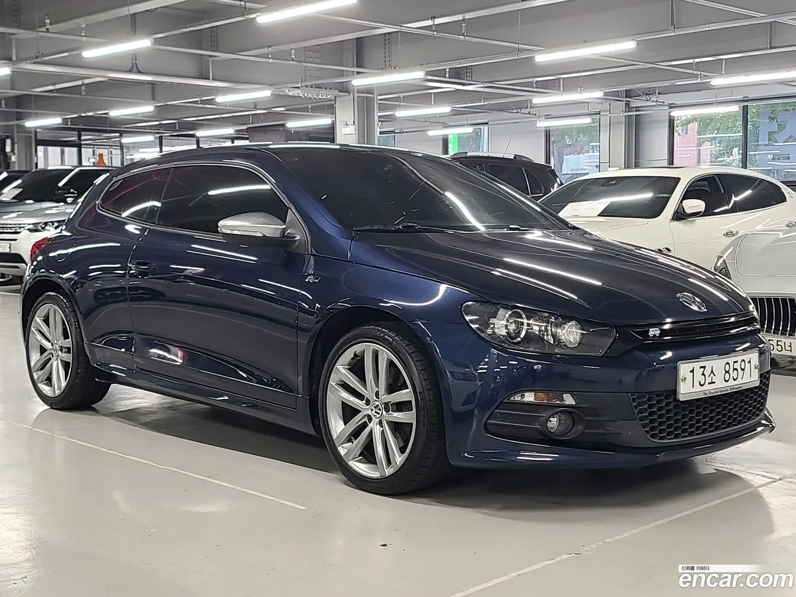 Volkswagen Scirocco 20 Tdi R-Line - фотография 8134135